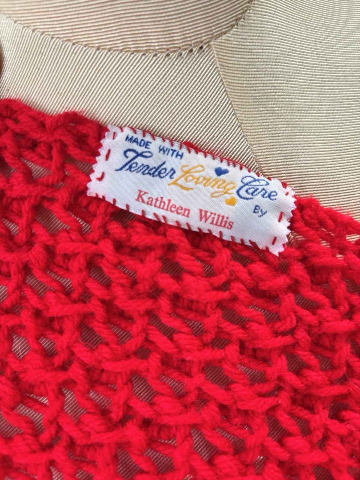 VTG Retro Shawl Boho Mod Handmade Crochet RED Poncho Wrap Fringe 40×80″