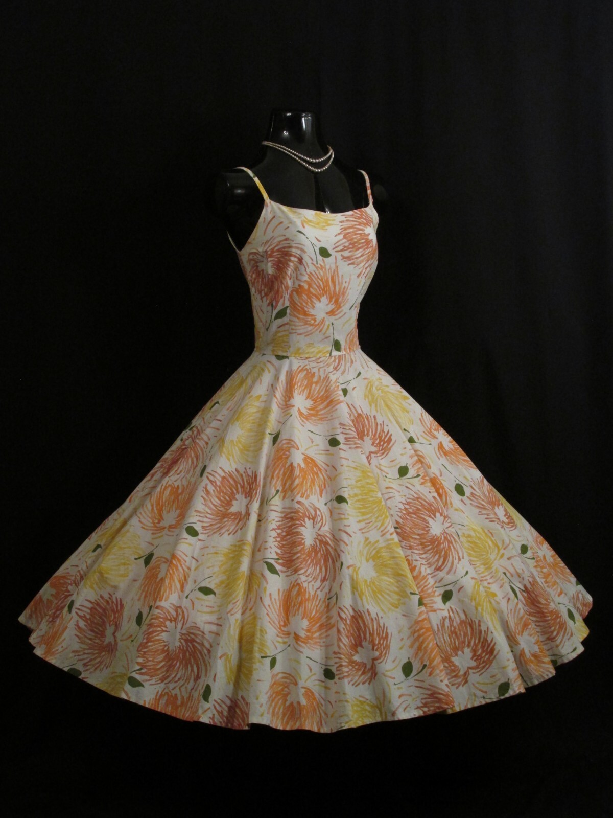 SALE Vintage 1950’s 50s Yellow Orange Polished Cotton Floral Circle Party DRESS
