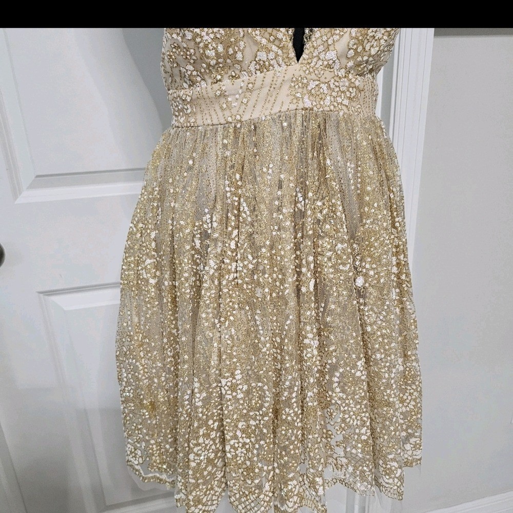 NWT Luxxel Elegant Ivory Glitter Overlay Deep V-Neck Dress Women’s Wedding Small