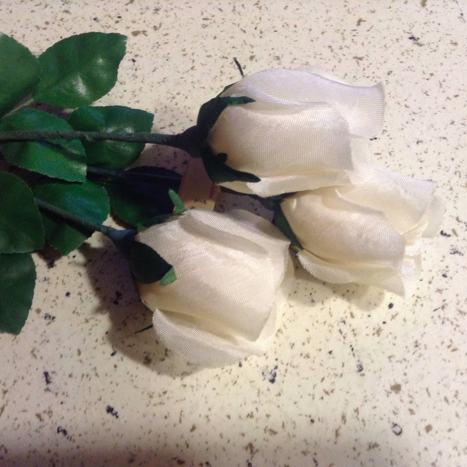 Vintage Millinery Flower 2 1/4″ 3pc Ivory Lot German for Hat Bride or Hair Y125