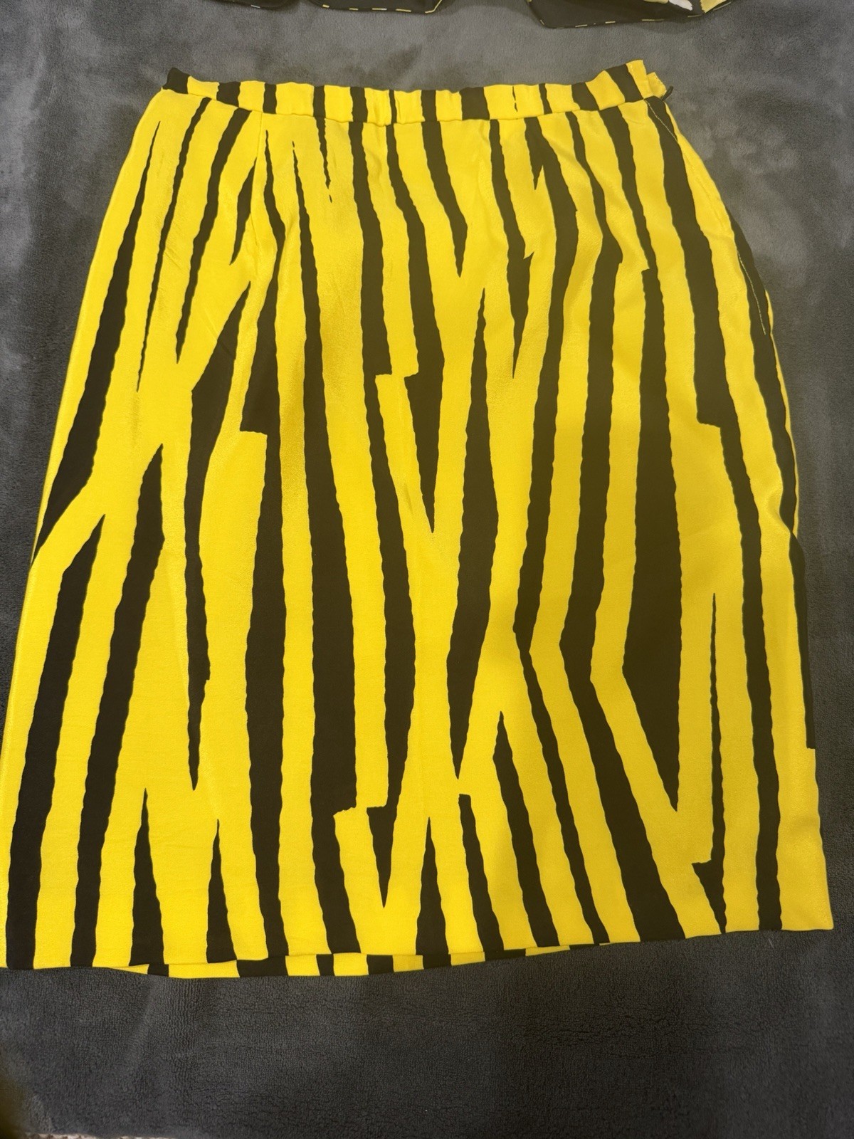 Vicky TIEL Vintage Couture 2pc Skirt Suit Yellow/Black Animal Print & Pattern