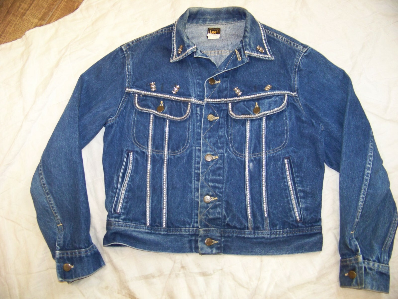 Vintage Lee Custom Embellished Denim Jacket – M’s Size 42R