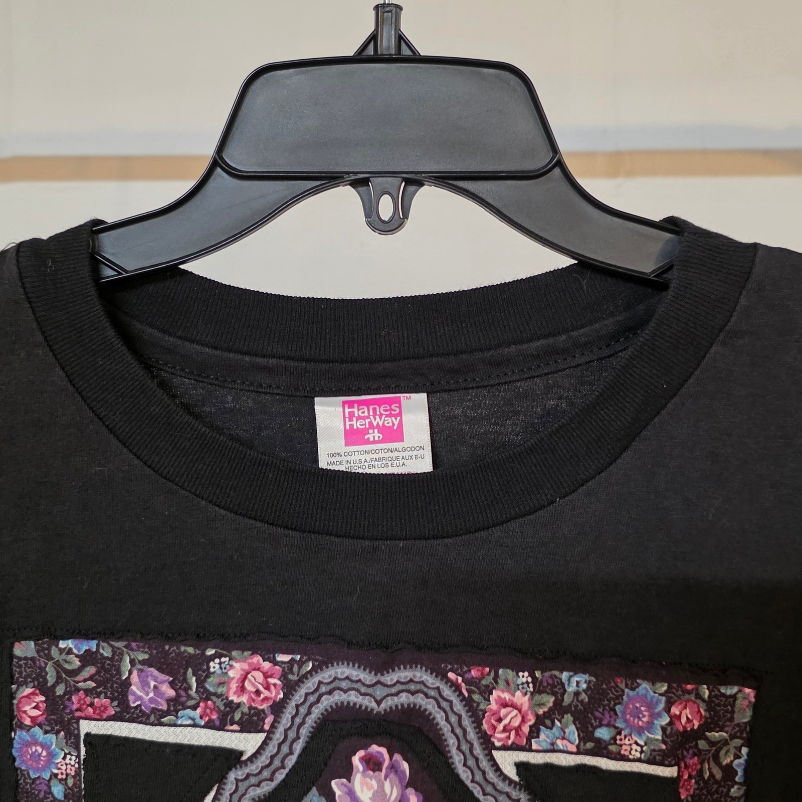 Vintage Hanes Her Way Black Floral Patchwork Graphic T-Shirt XL Cotton 90s Boho