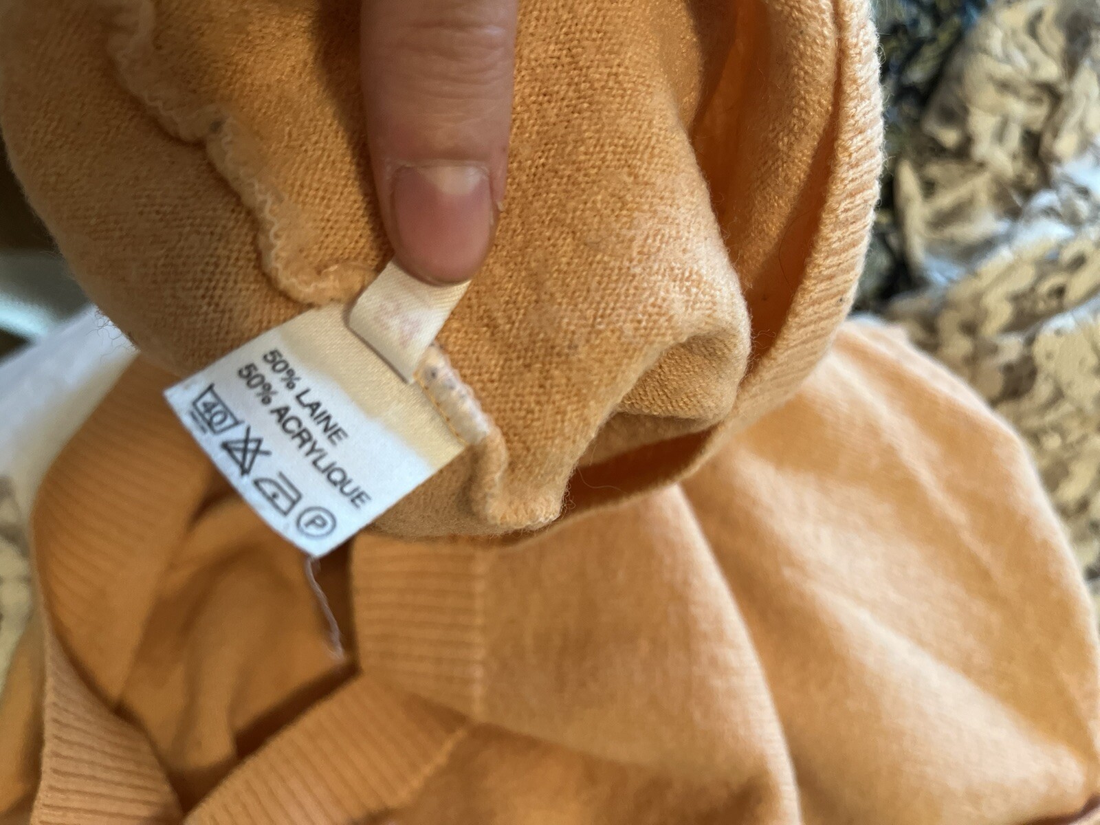 Vintage 80’s Women’s Peach Sweater Small Made in Europe Wool Blend