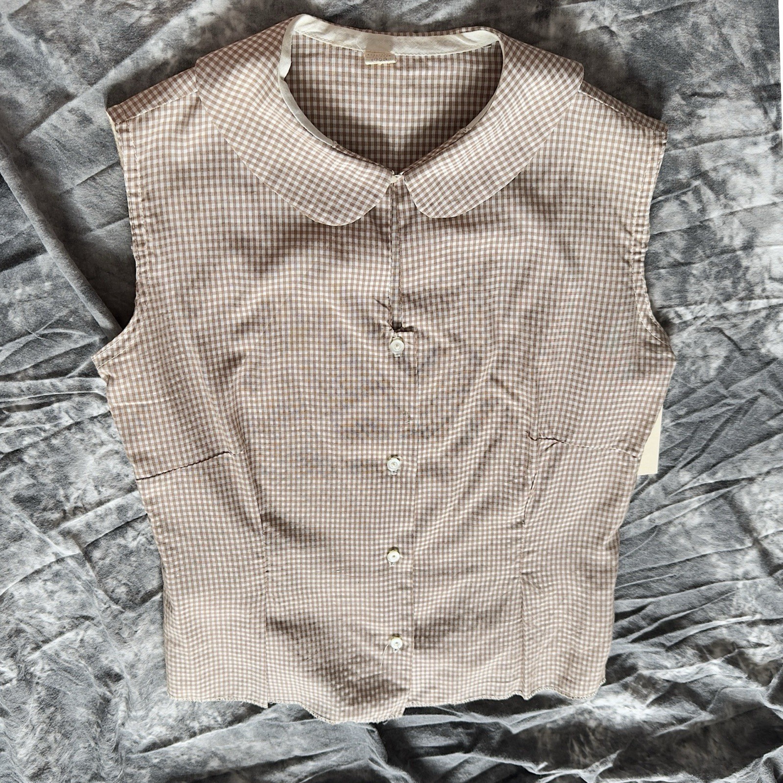 1950s Gingham Sleeveless Blouse Peter Pan Collar Vintage Movie Sony Studios