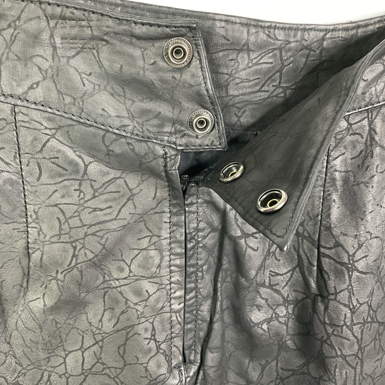 Vintage dLinea Skirt Women Size 11 / 12 Black Leather Straight Pencil 80’s Lined