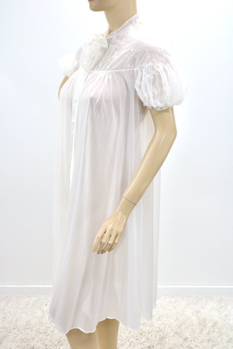 Vintage Vanity Fair Peignoir House Coat Robe Super Soft Nylon sz 32 S