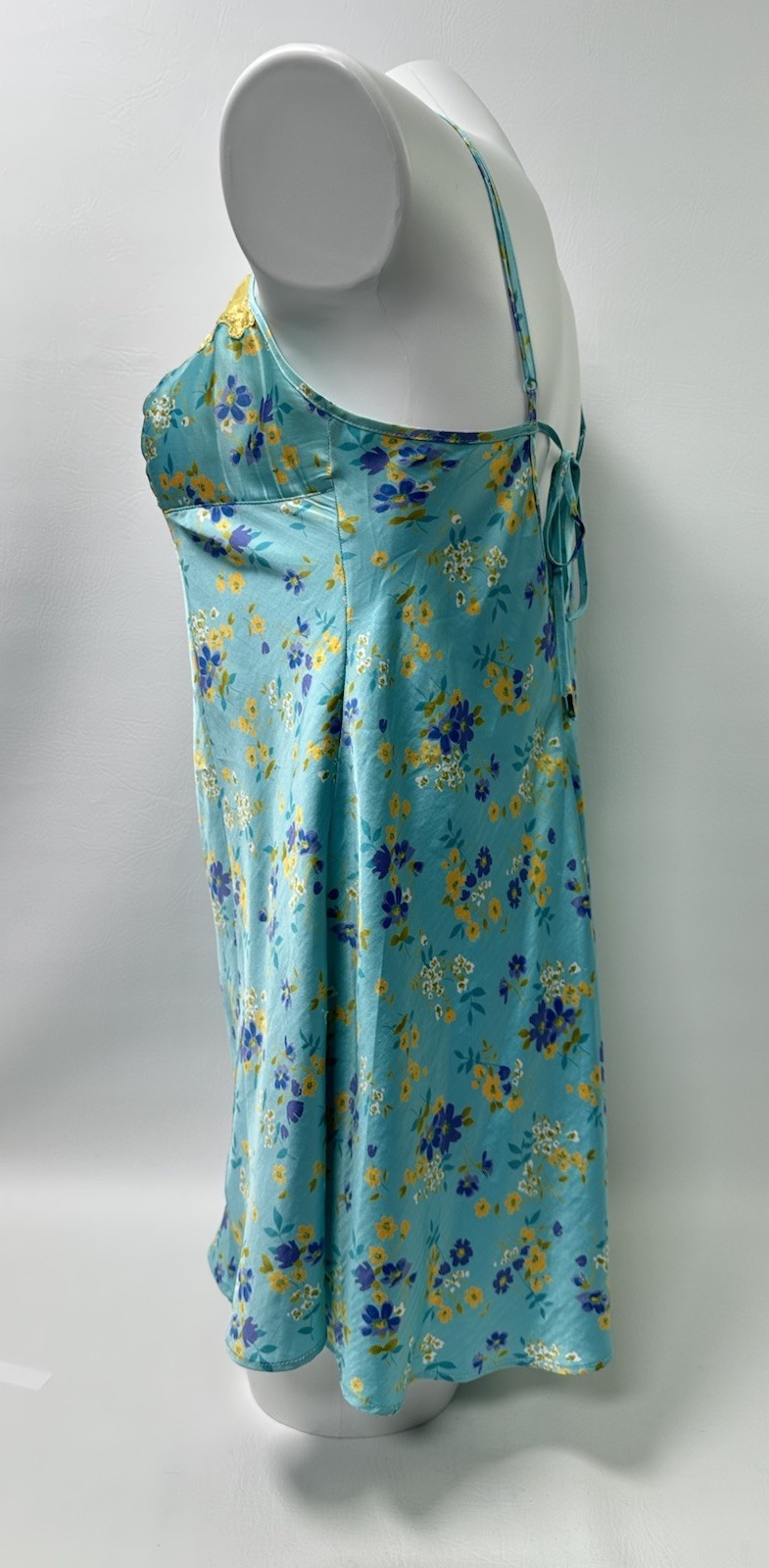 Vintage Y2K Victoria’s Secret Colorful Floral Lace Slip Dress Chemise Sz M 2001