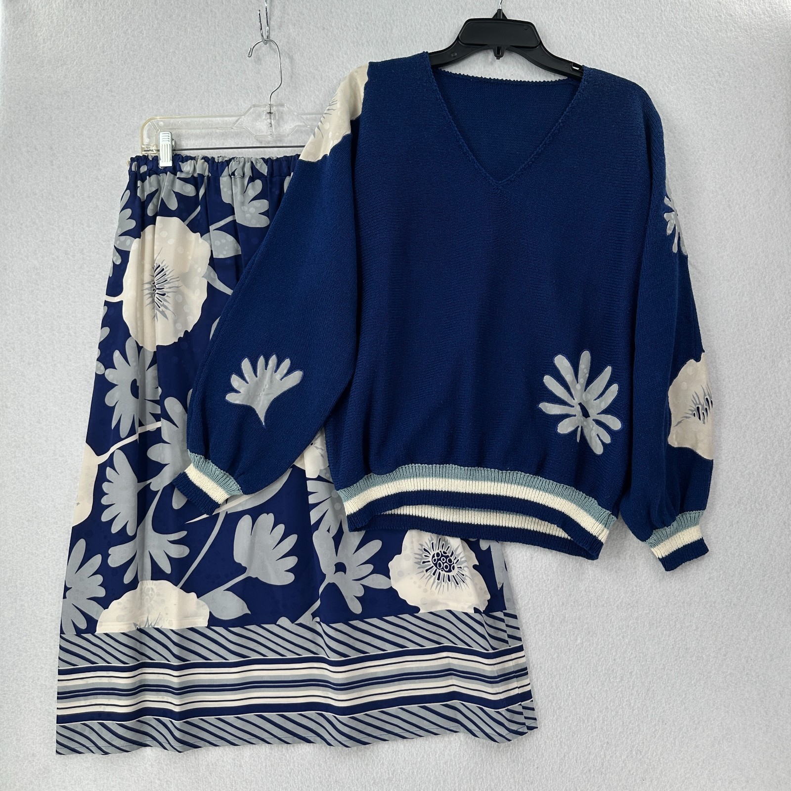 VTG Sweater & 100% Silk Skirt Set Artistic Floral Modest Abstract Blue SZ 12