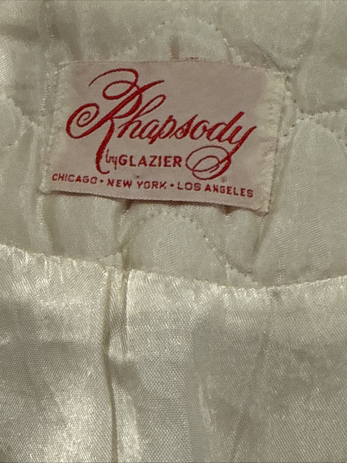 Vintage Satin Quilted Robe Inspired Rhapsody By Glazier Ivory Red Roses MCM GUC