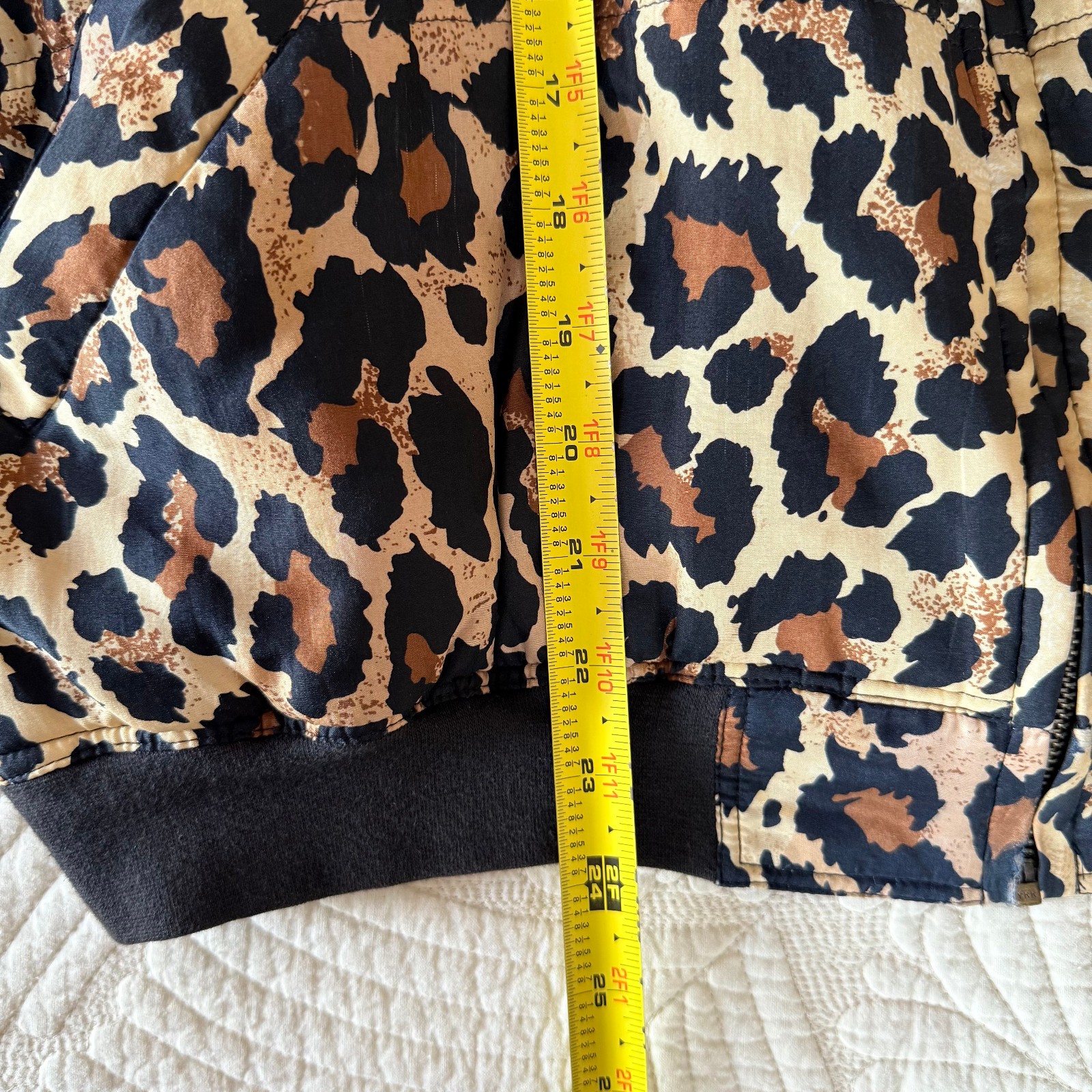 VTG 90s Y2K Mobwife Leopard Animal Print 100% Silk Bomber Jacket Size S | Clio