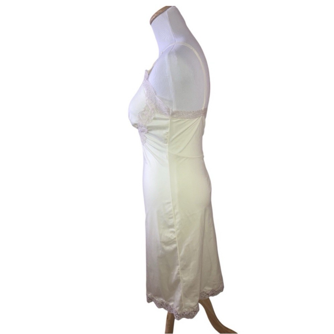 Vintage Baronet Lingerie Short Slip Dress 1960s Glamour Yellow Nude Lace 32