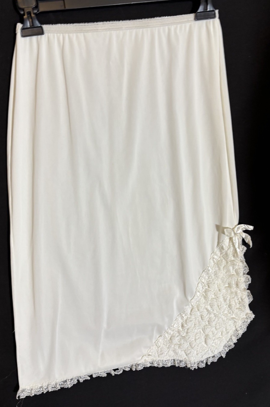 Vintage Movie Star Half Slip Lingerie Ivory Nylon w/ Ruffle Lace Small 23” USA