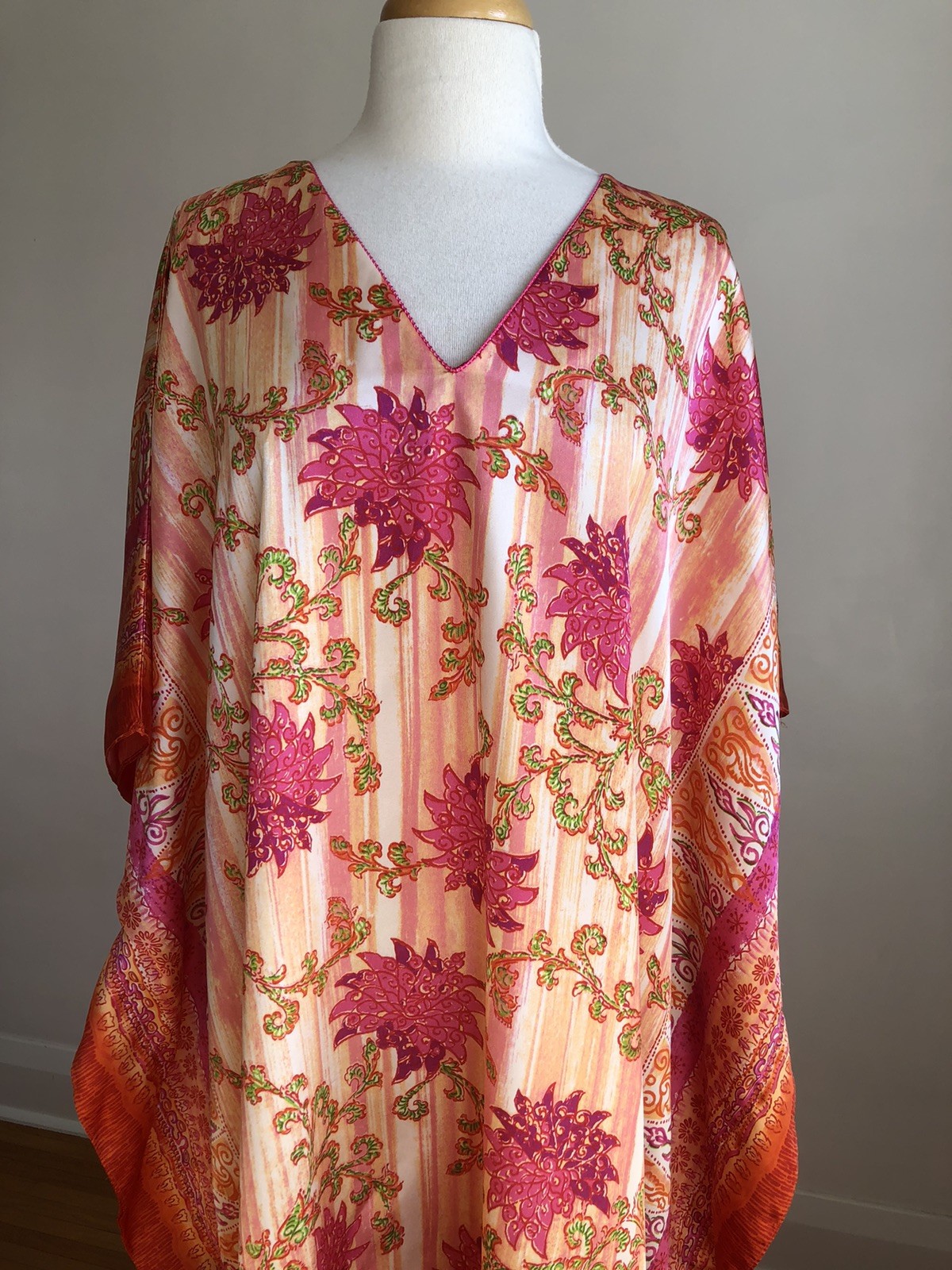 STUNNING VTG BARBIZON Pink & Orange Silky Satin Caftan Dress SZ O/S
