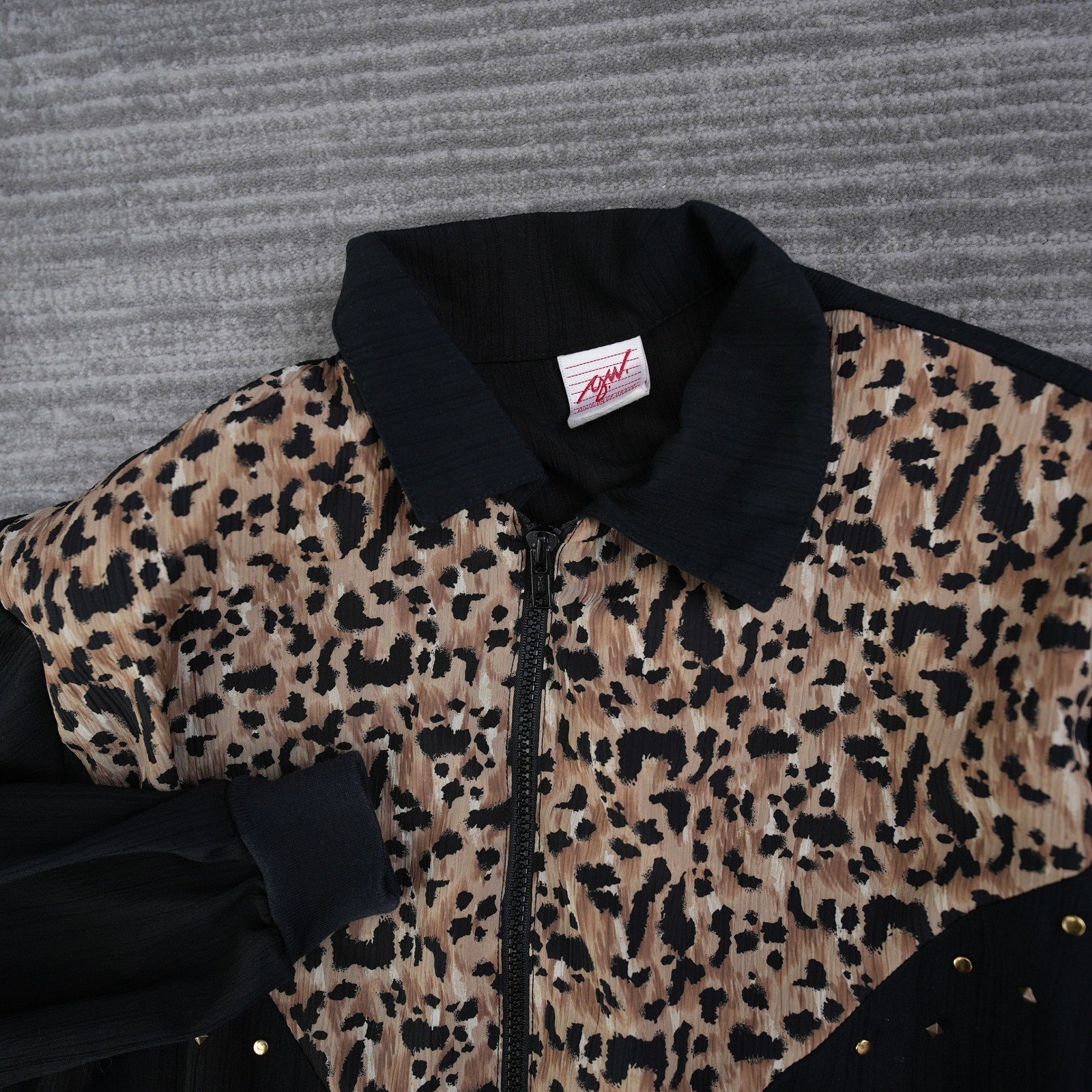 Vintage GW Division of Graff Leopard Print Studded Zip Up Jacket Black Medium
