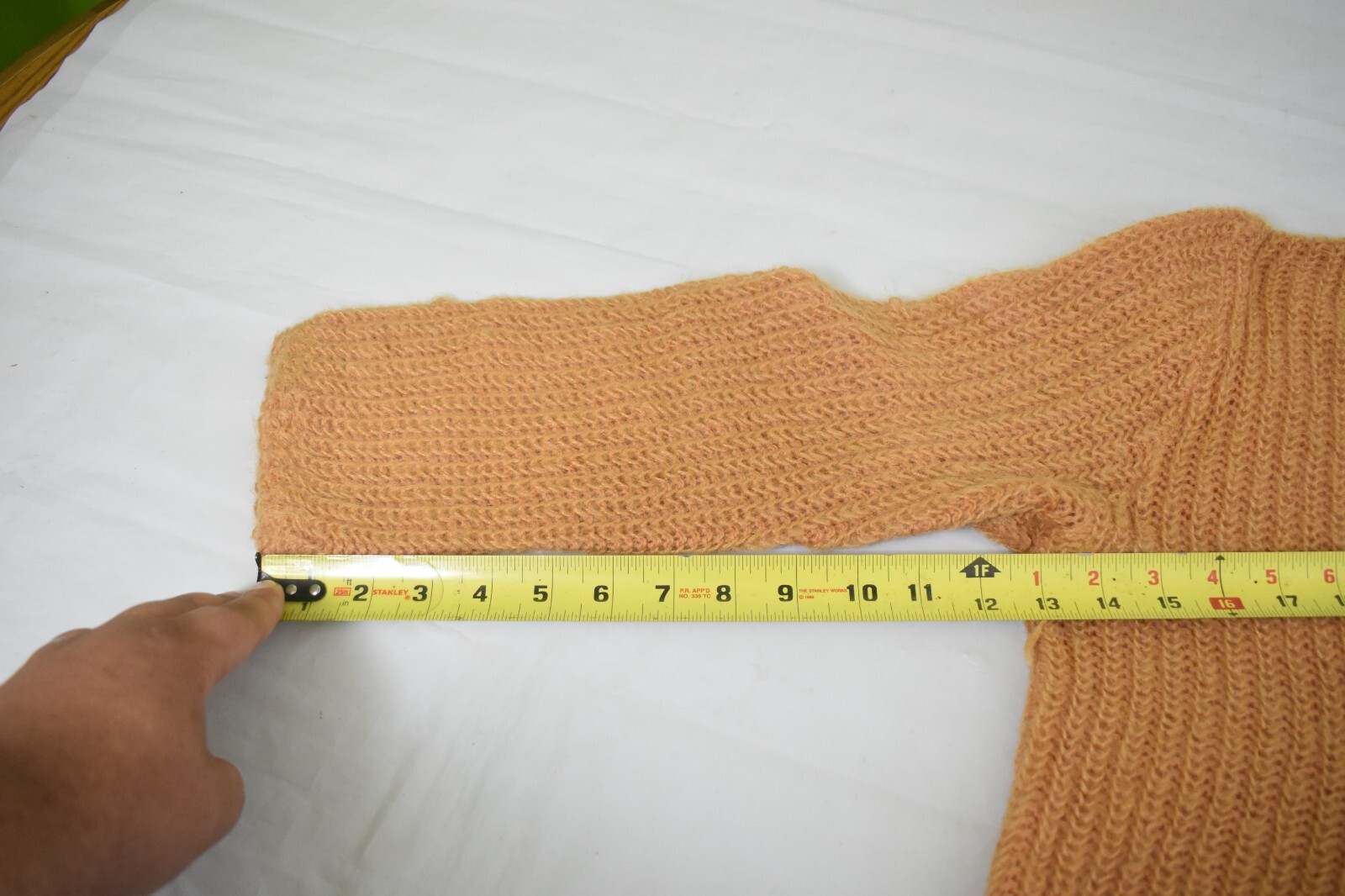 VINTAGE Sweater Womens L Tan Brown Lambs Wool Angora Mohair 80s Majestic