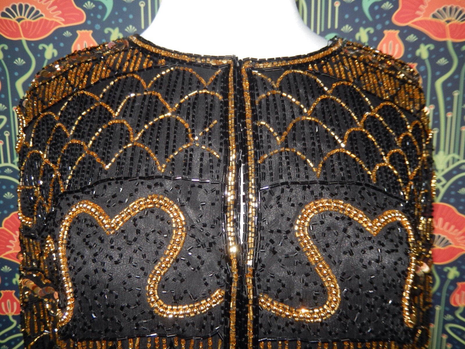 Vintage 90’s Y2K Black Gold Sequin Silk Beaded Glam Bling Trophy Jacket Top L/XL