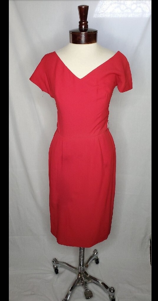 Vintage 1950s Lipstick red dress with V-neck Draped Waist Shash Cocktail Dress