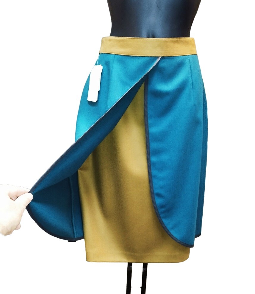 Winter Pure Wool Bicolor Hipster or Yellow Solid Color 42 to 46 Years ’80