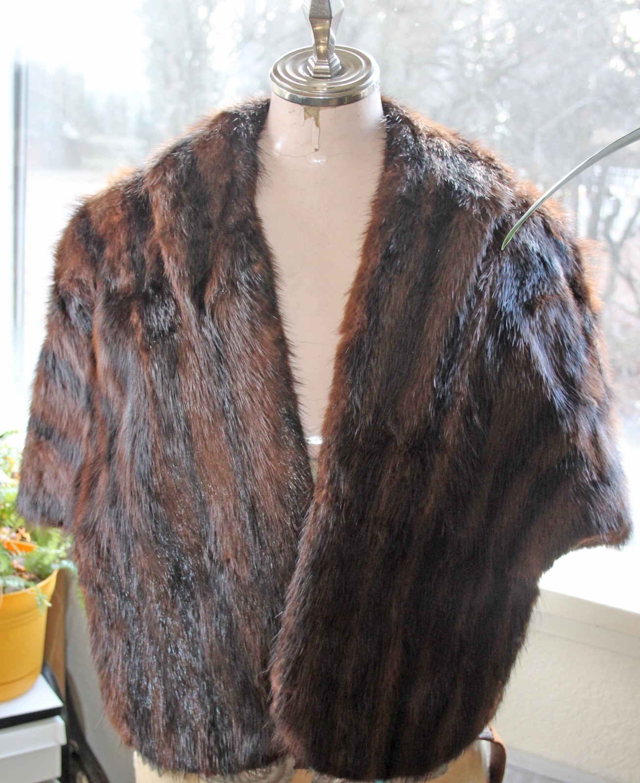 Vintage Sable Fur Shawl Stole Collar Jacket w Pockets Furrier Spokane WA Lined