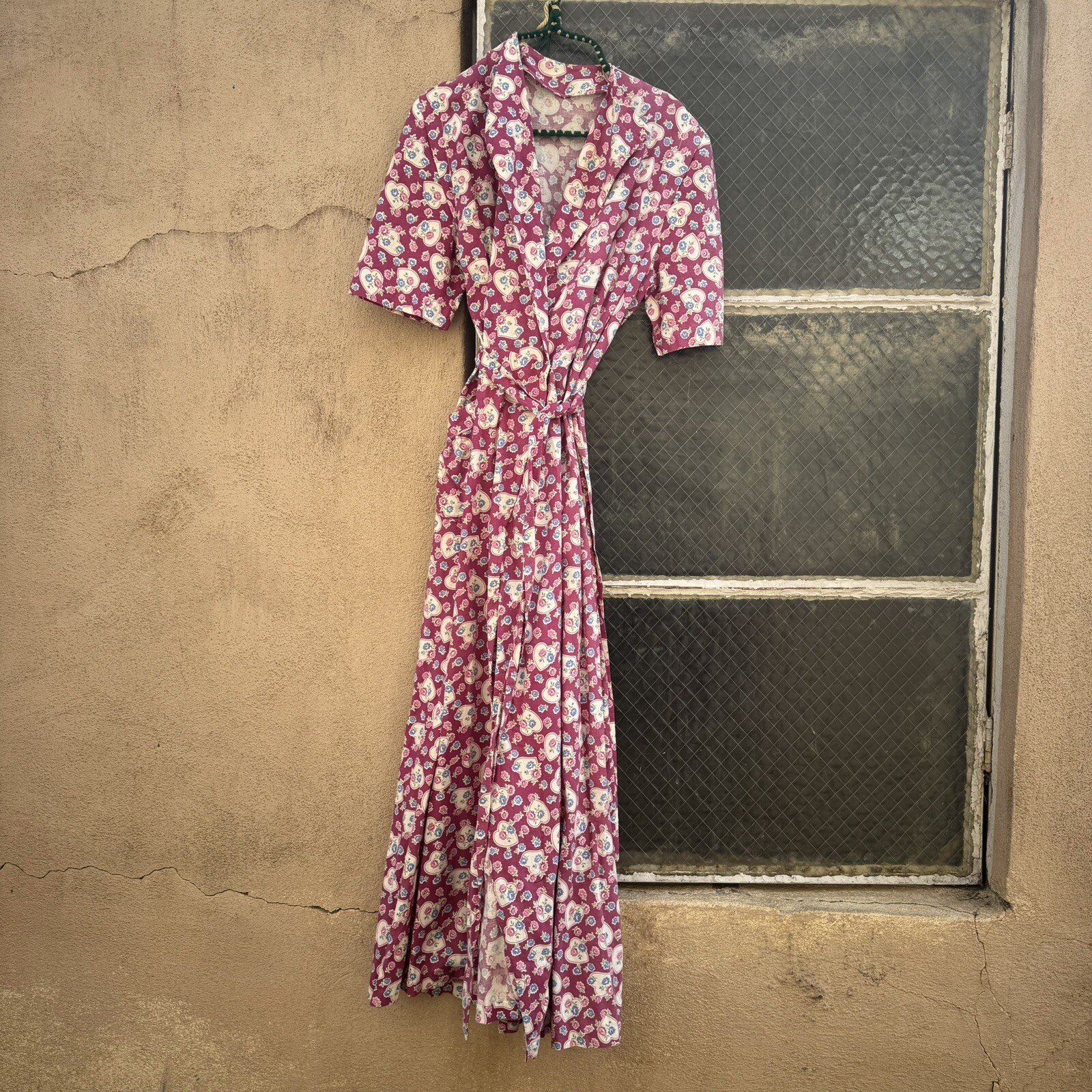 Vintage 1940s Purple, White & Blue Dressing Gown, Robe, Wrap Dress, Heart Print