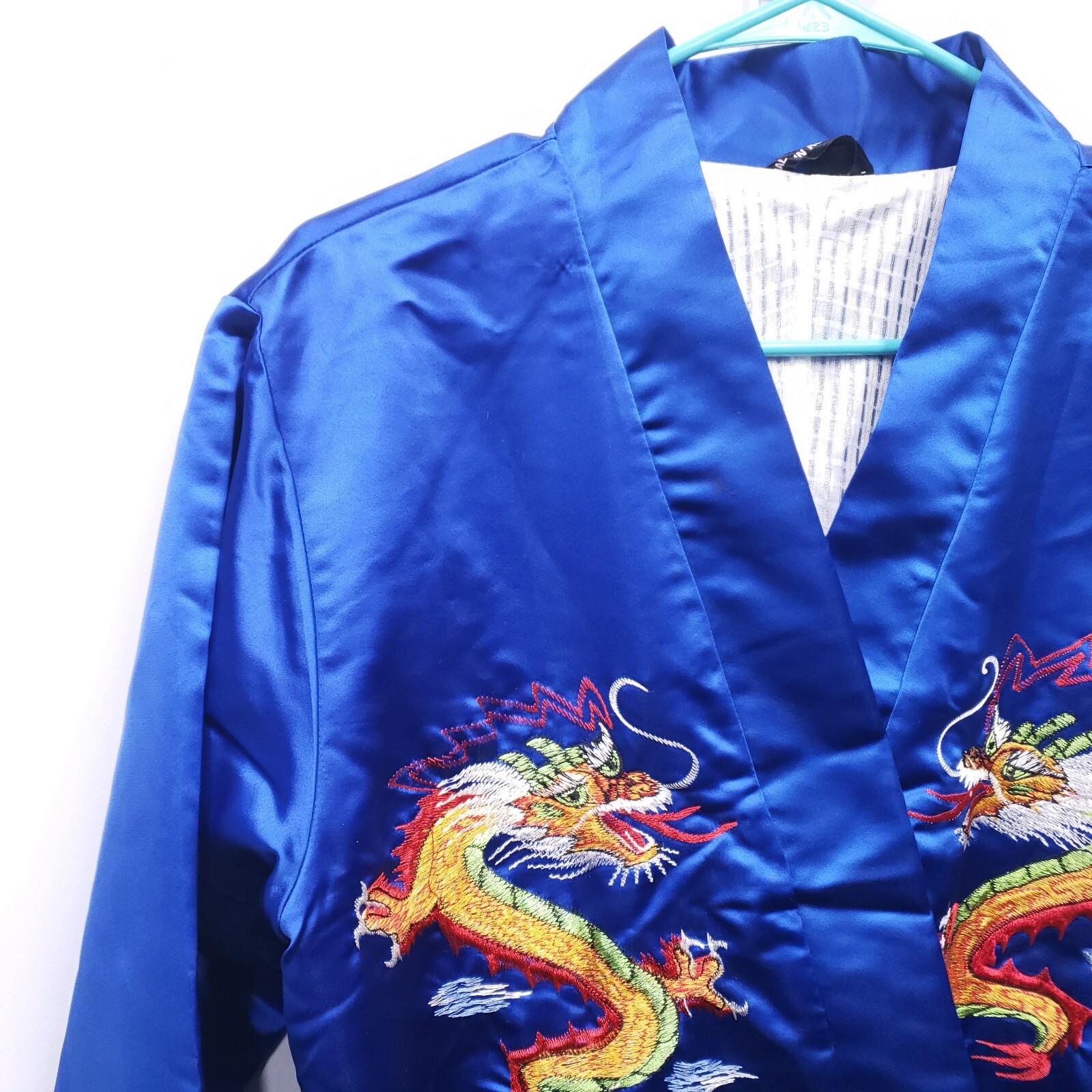 VTG Made In Korea Blue Silk Hand Embroidered Dragon Kimono Robe Lined Sz M