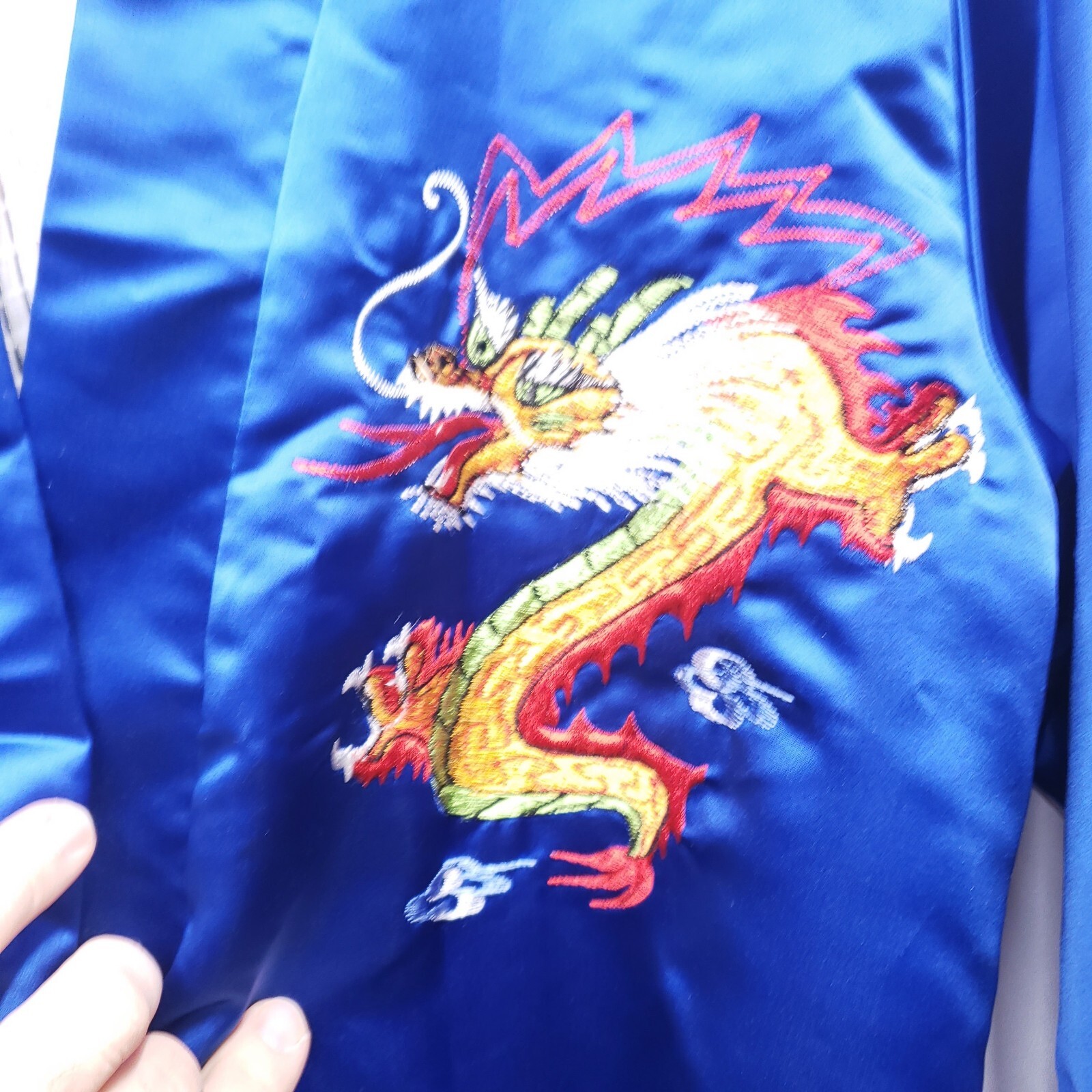 VTG Made In Korea Blue Silk Hand Embroidered Dragon Kimono Robe Lined Sz M