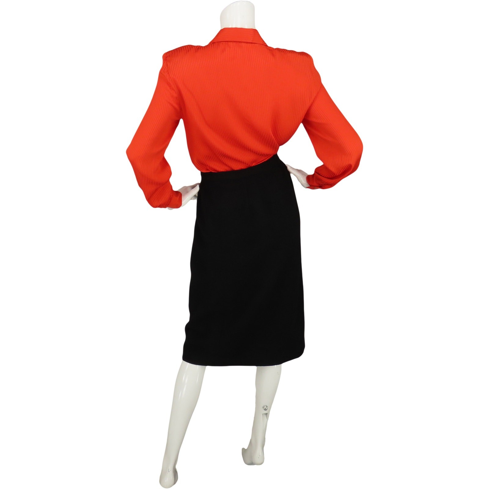 Vintage Harrods 70s Mod Librarian Black Skirt 28