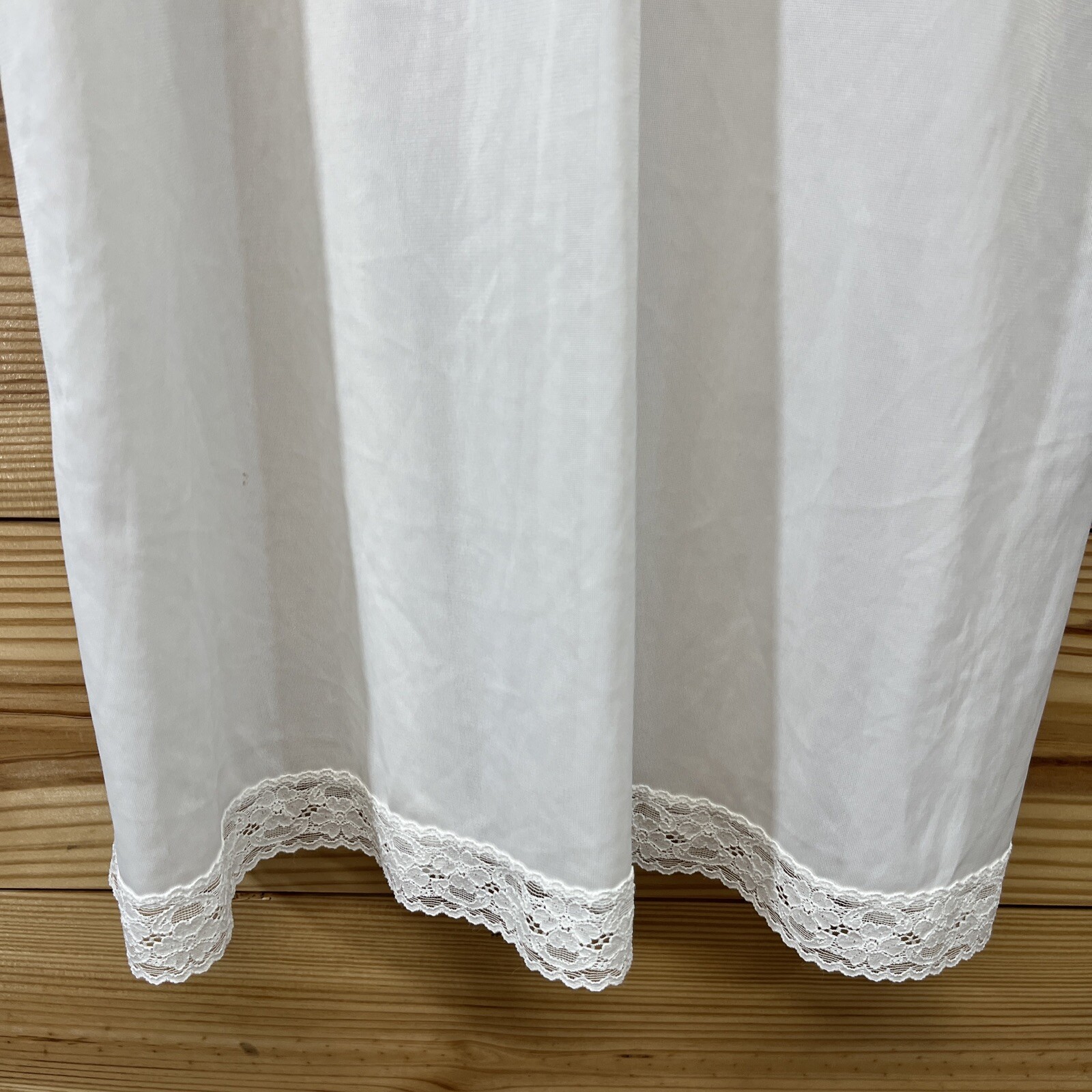 Vtg Vanity Fair Full Slip 36 White V-Neck Lace Trim Nylon Antron Made in USA B84