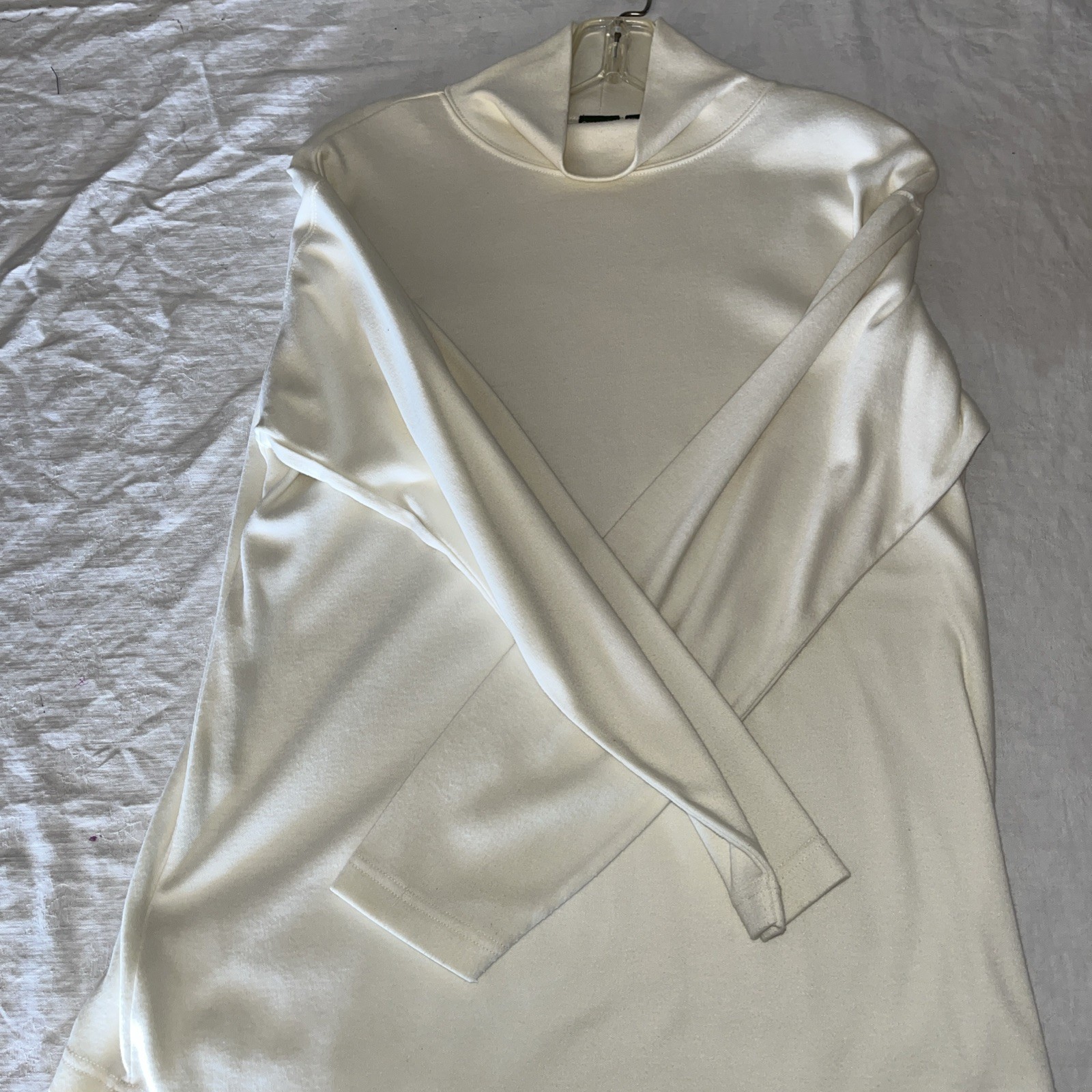 Vtg Outback Red Med Off White Turtle Neck Long Sleeve