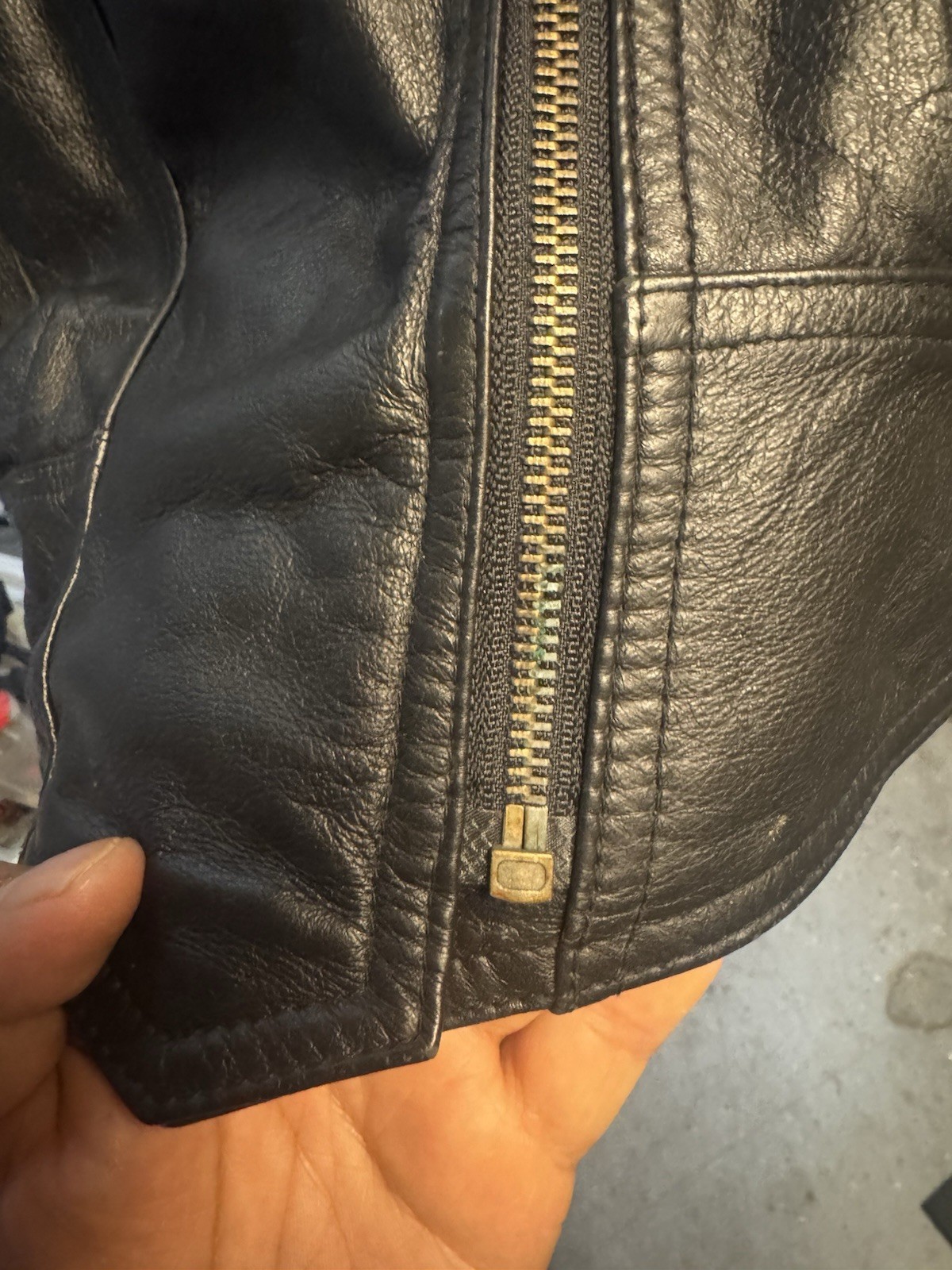 Vintage 1980s Wilsons Leather Jacket L – Black Thinsulate Moto Coat Lace Back