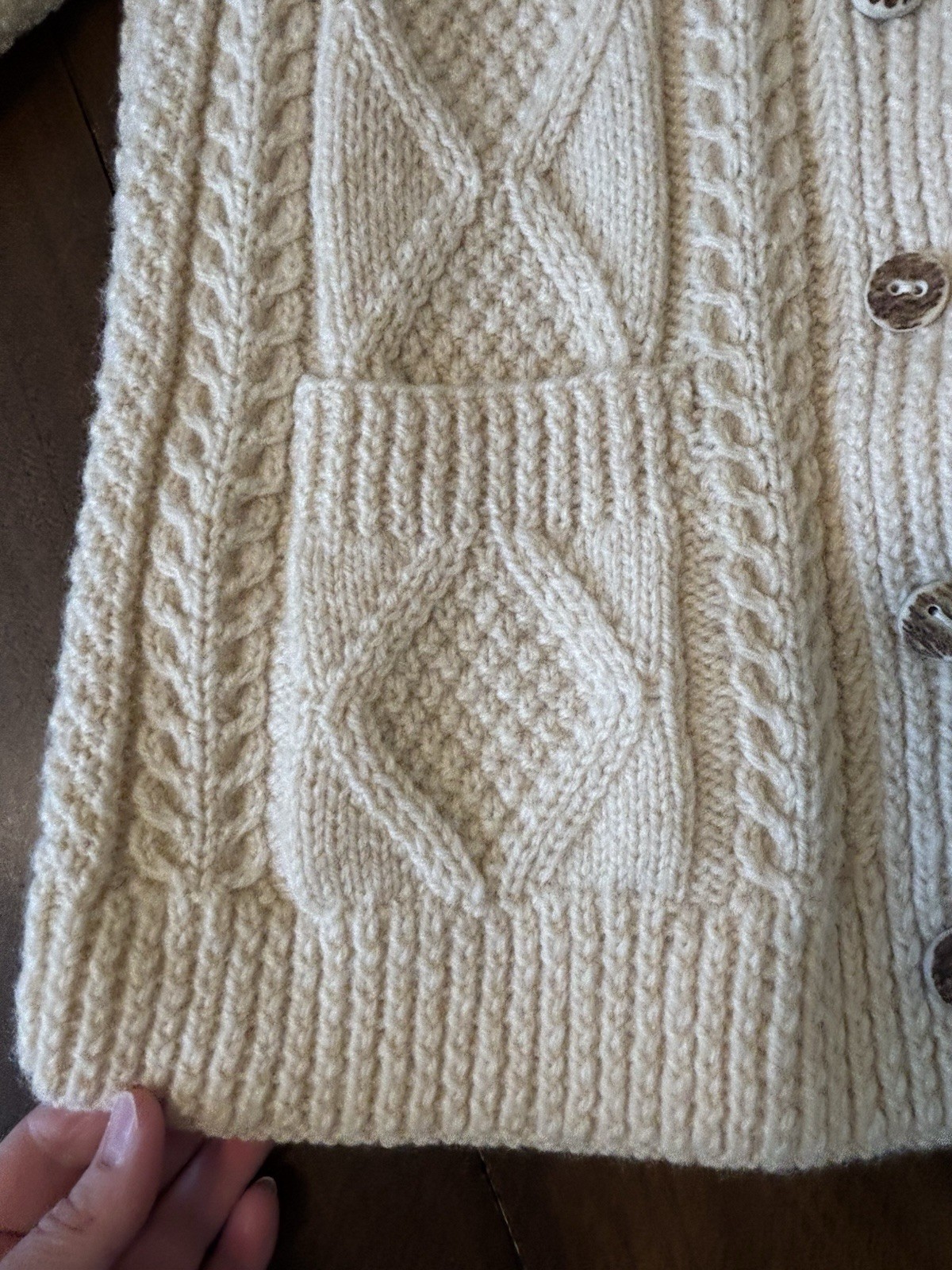 VTG 1970s Sweater Ivory Cream Cable Knit Cardigan Button XS B32″
