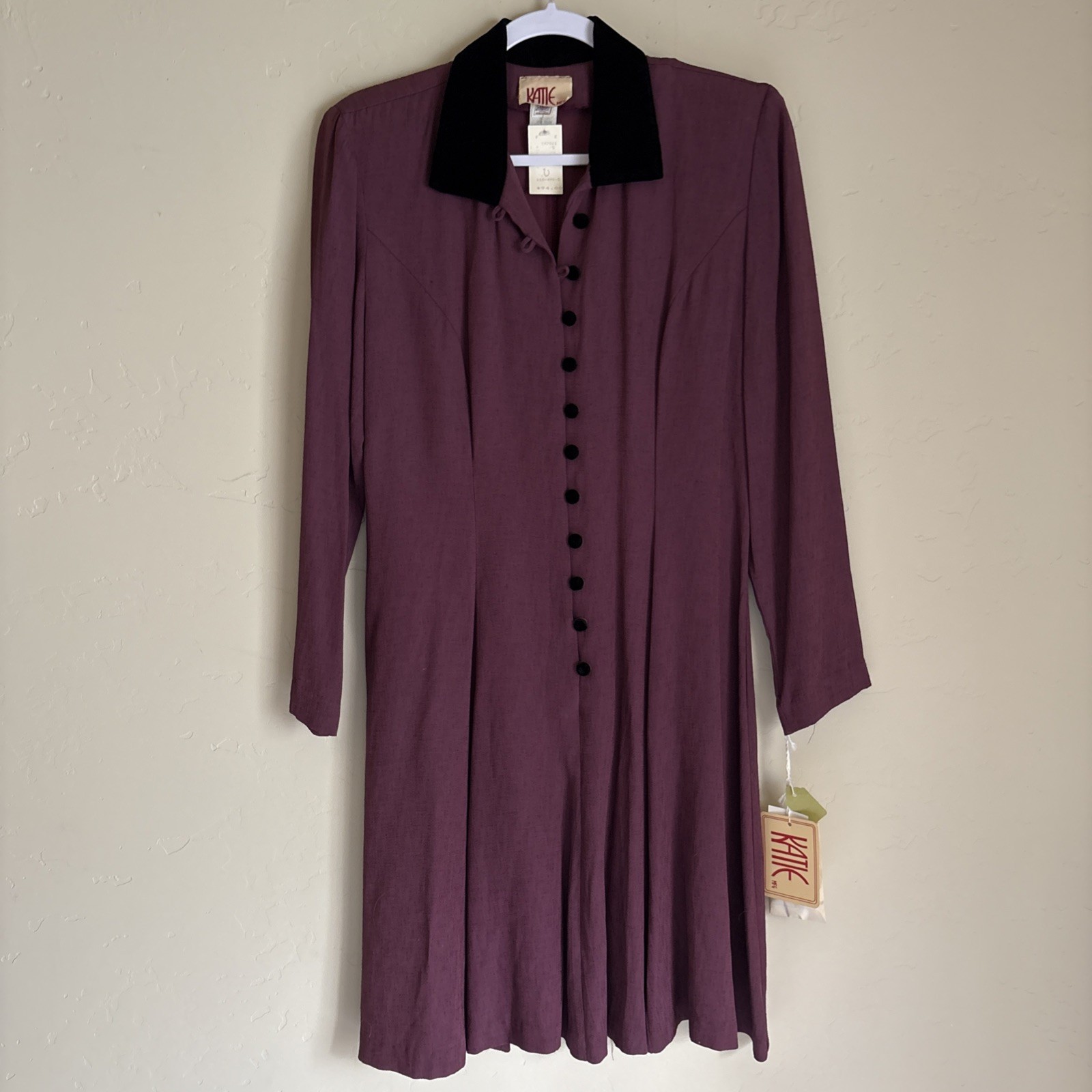 Vintage NWT 80’s Katie MFG Plum Button Up Long Sleeve Flare Dress Size 10