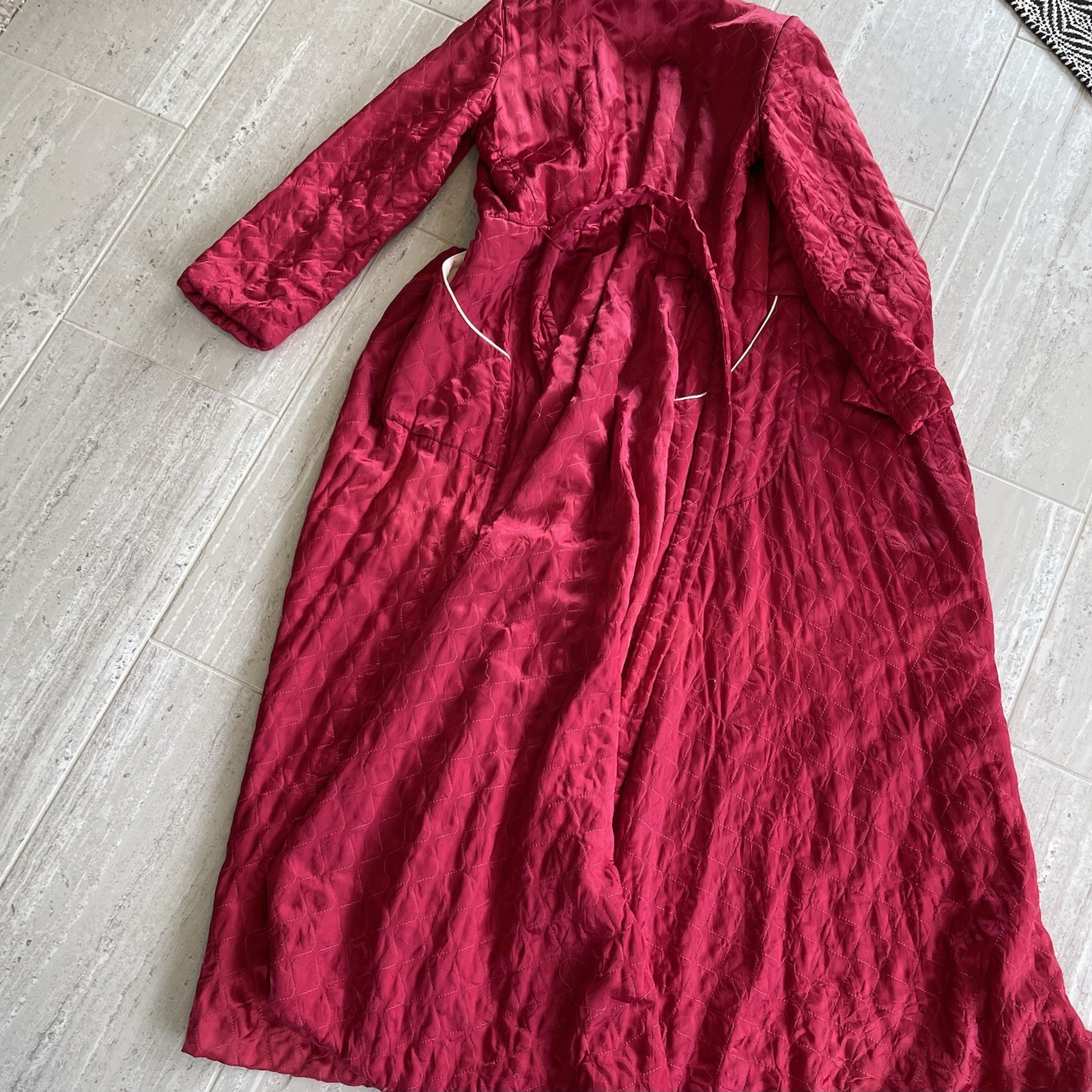 Vintage Textron Quilted Robe Womens Medium Red Satin Long Belted Loungewear