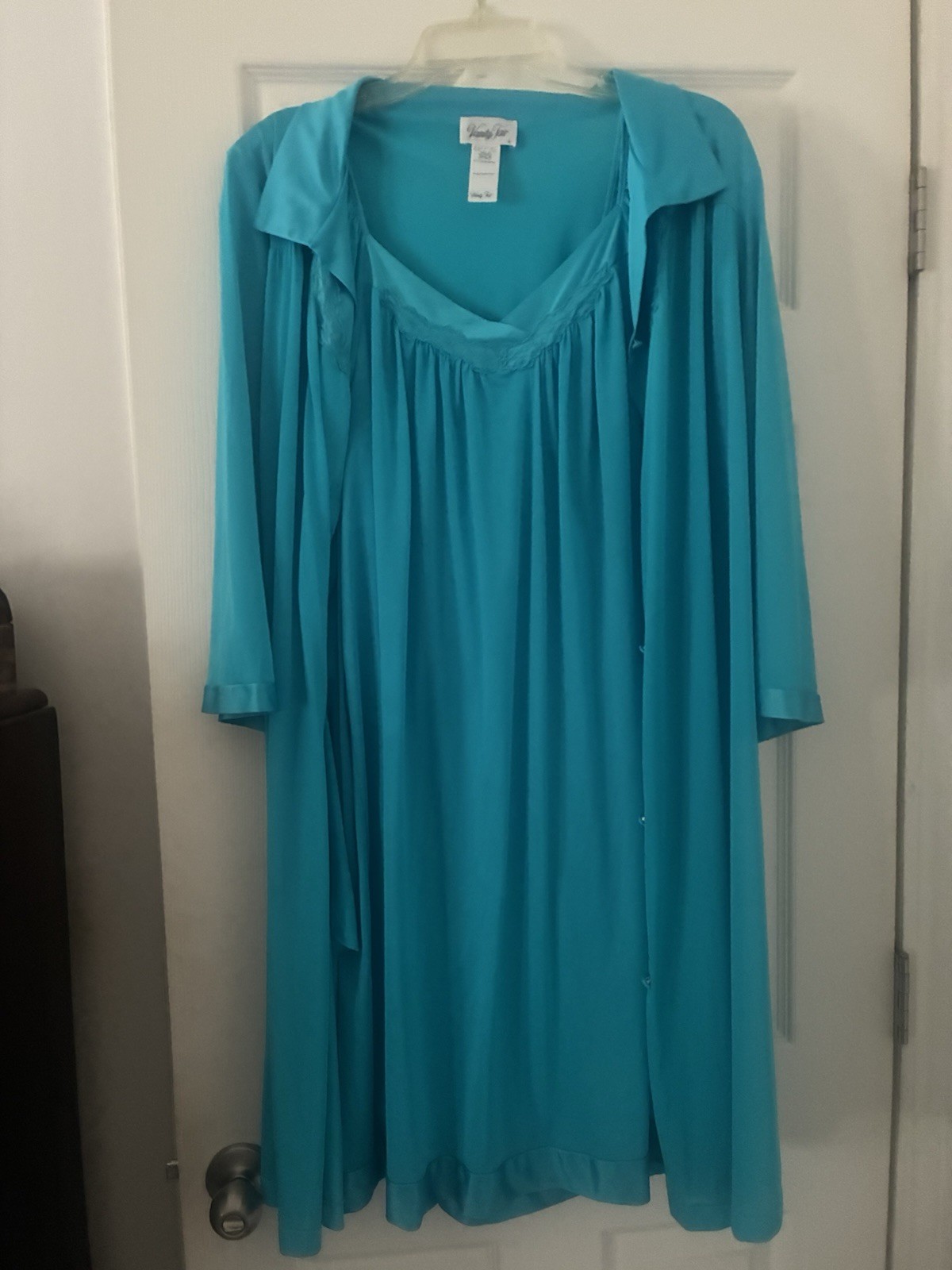 Vintage Vanity Fair Teal Aqua Nylon Nightgown & Robe Set Sz Large 42