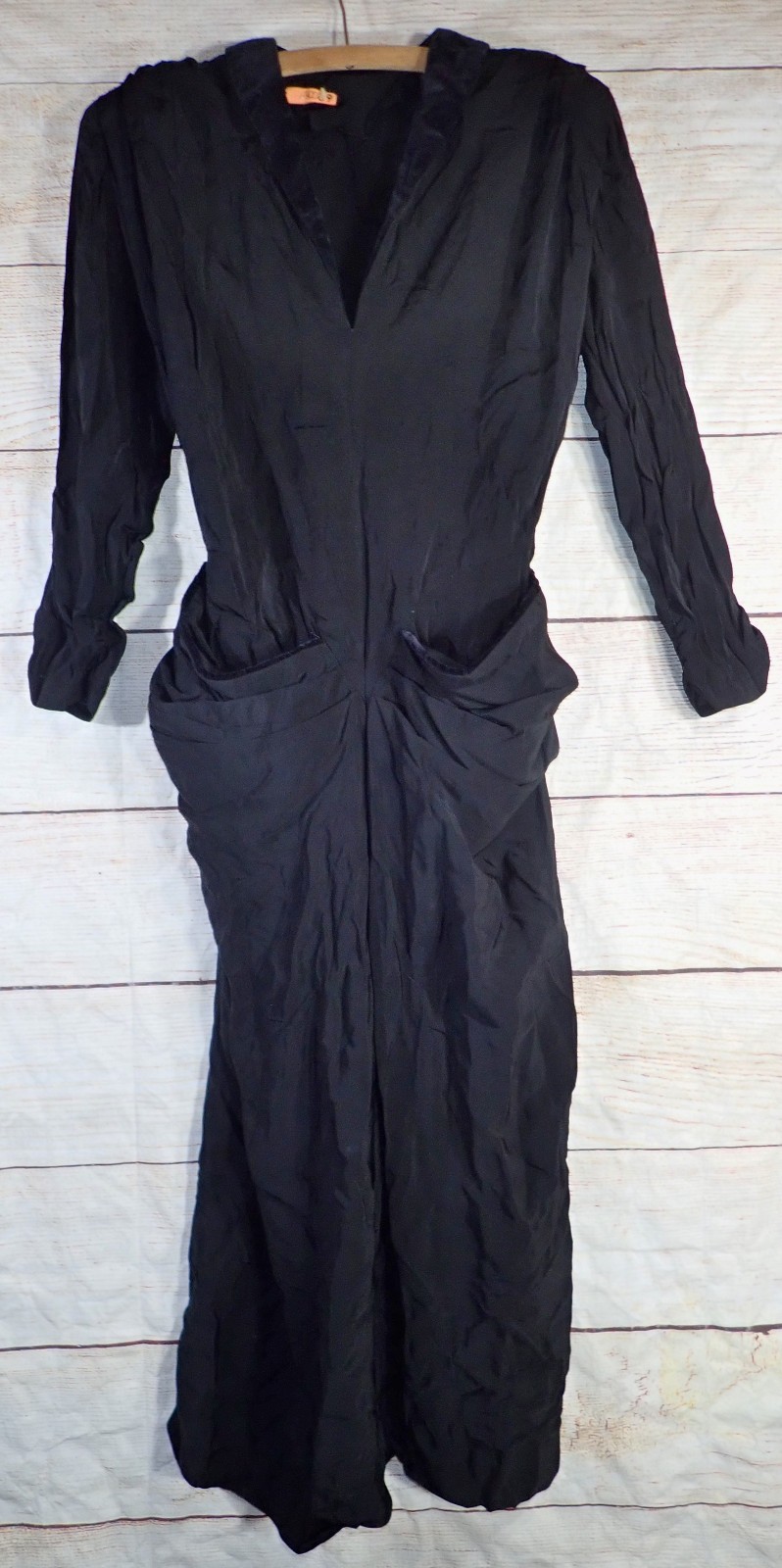 Rare Vintage 1950s 60s MCM Black Crepe Wiggle Cocktail Dress – Velvet Trim XS