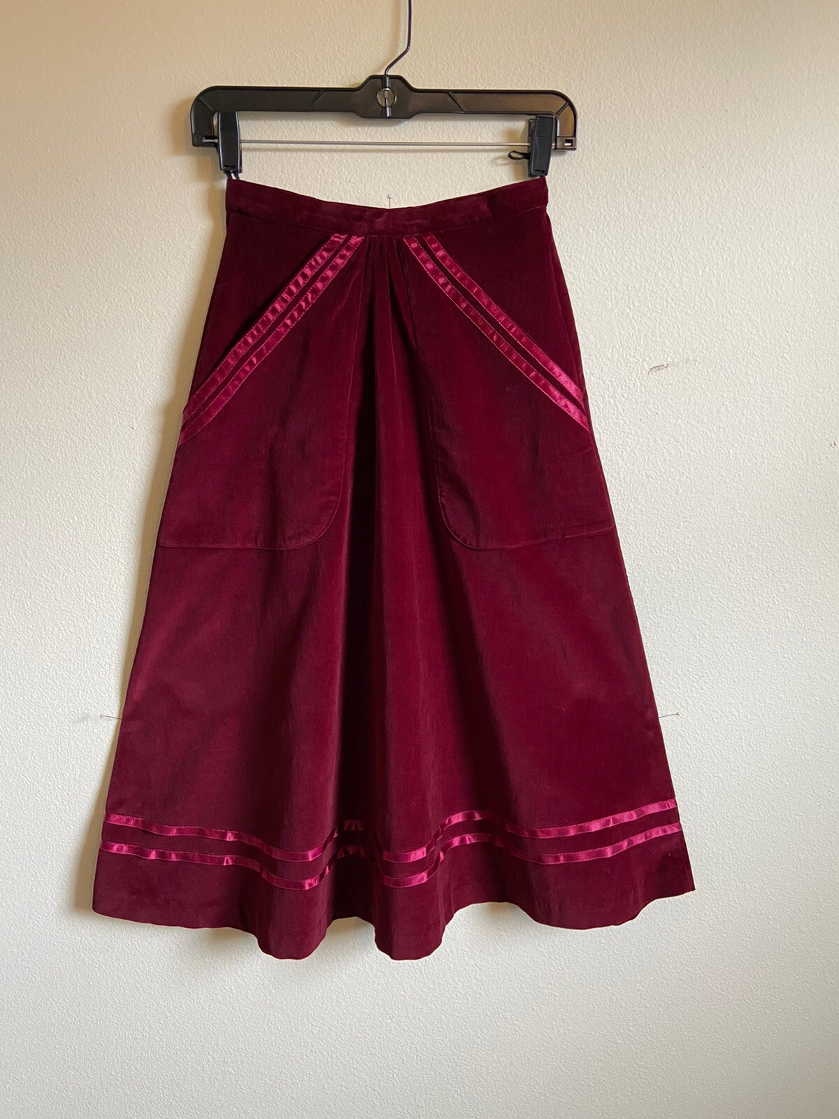 vintage 1970s Brass Plum By Nordstrom Burgundy Velvet Skirt And Vest size 5