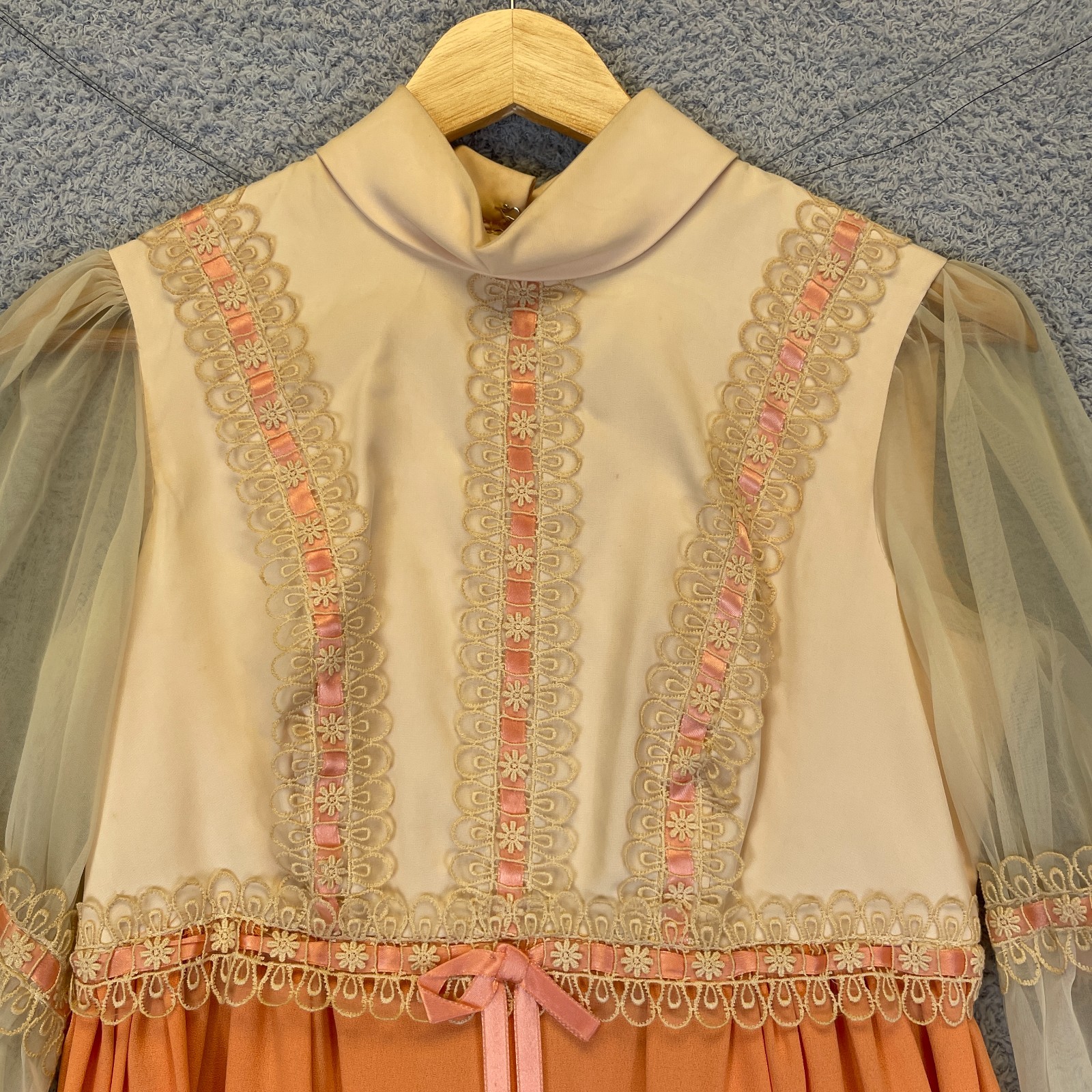 Vintage 70’s Victorian Revival Prairie Dress Cottagecore Lace Flowers Size XS