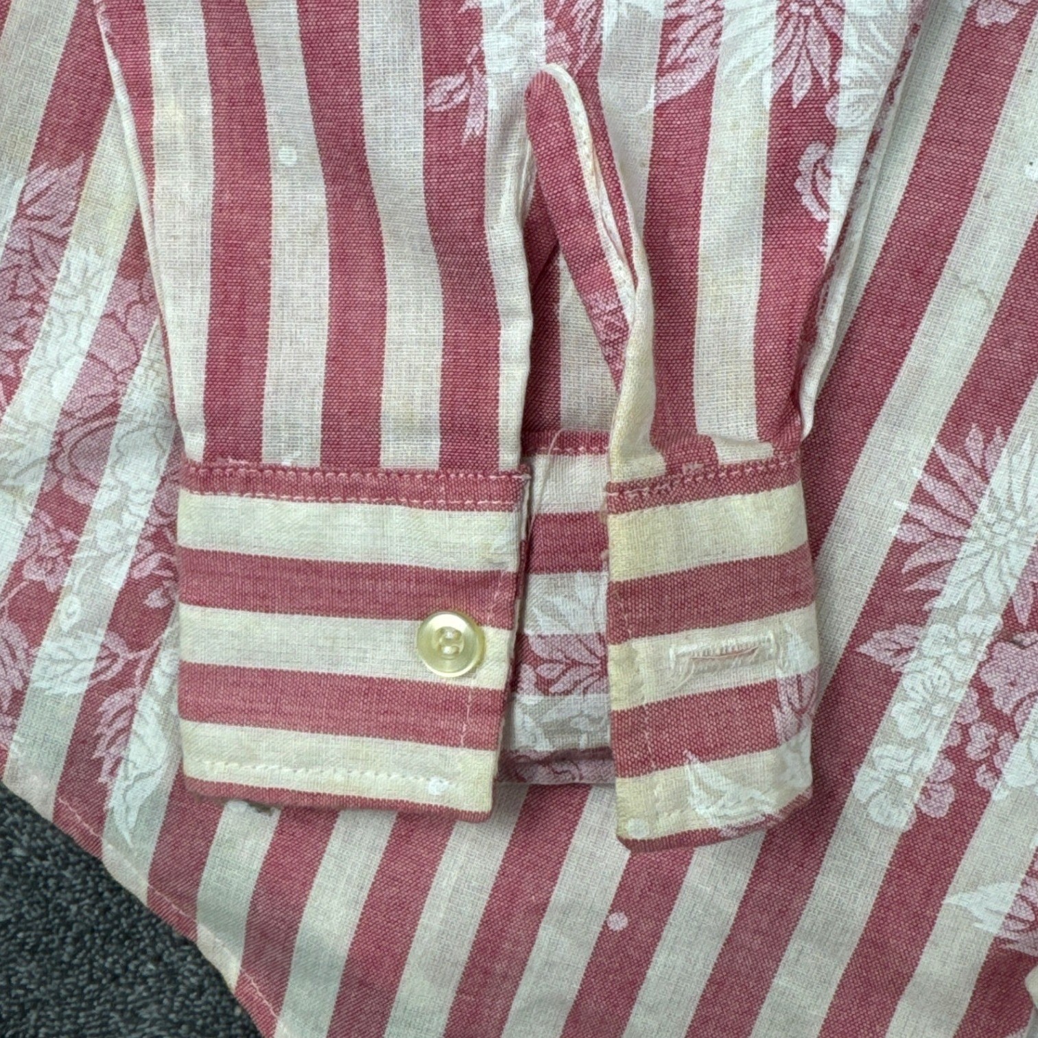 Vintage 90’s Oak Hill Red White Striped Floral Button Down Shirt Size 8 Made USA