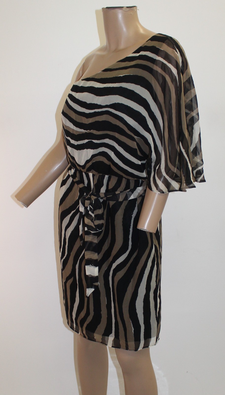 Trina Turk One-Shoulder Dress w Brown Black & Beige Zebra-Style Print Size 6