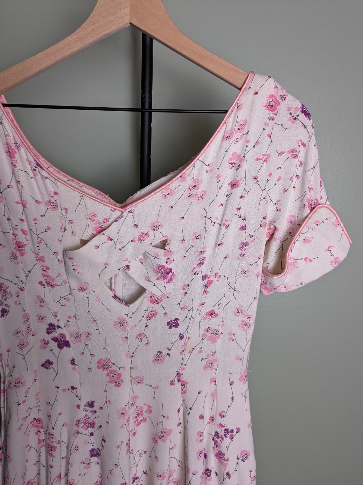 Vintage Handmade 1950s Fit Flare White Pink Linen Like Dress