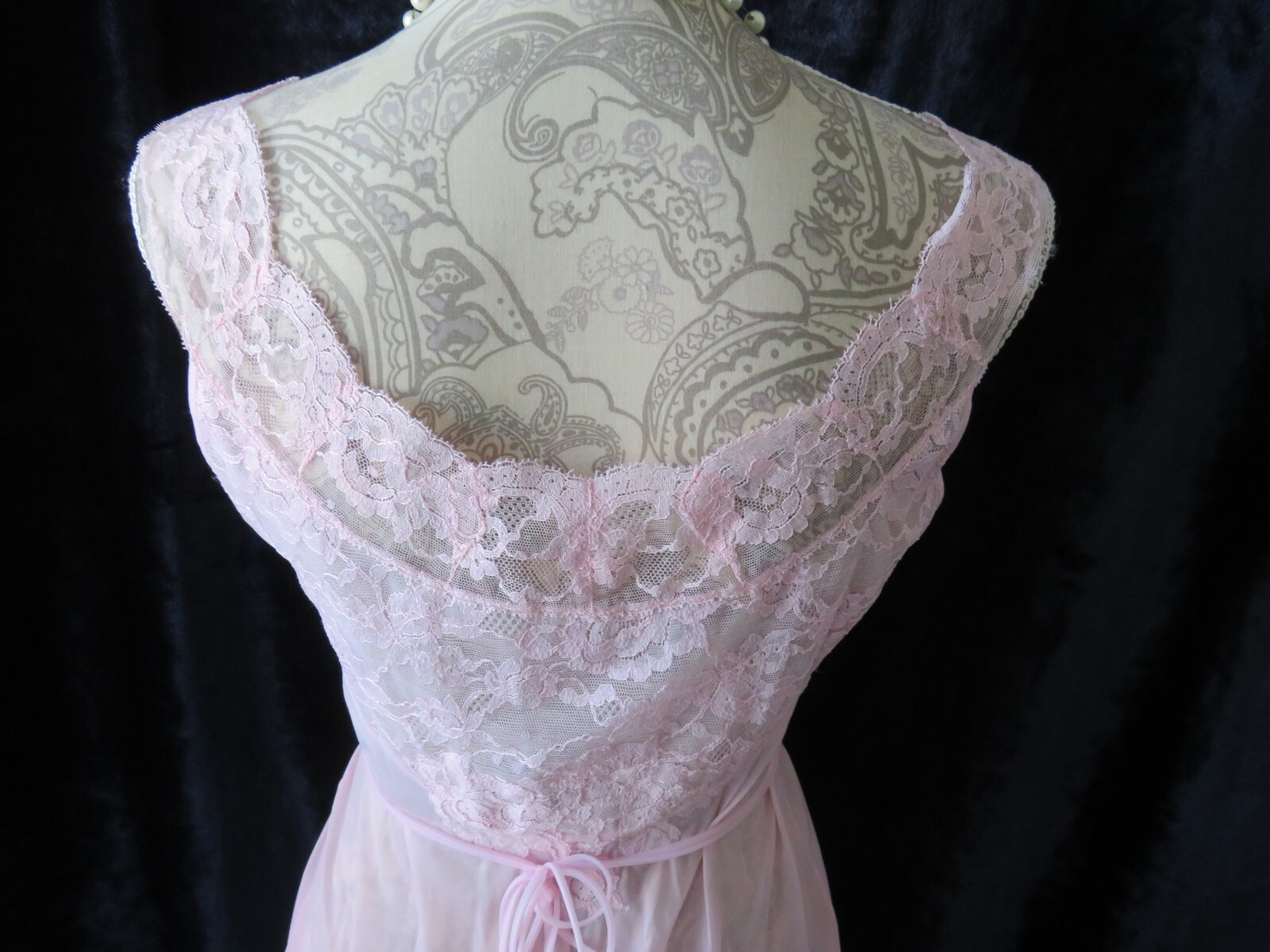 Size 34 Long Sheer Light Pink Nightgown by Vanity Fair – Sexy Lace Bust Flowing