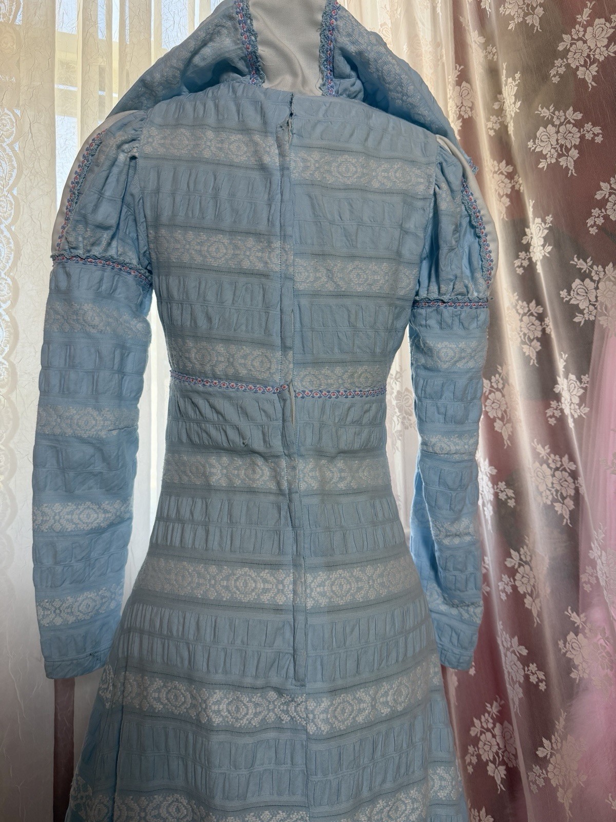 Rare White Label Gunne Sax Blue and White Hood with Blue and Pink Trim, 7