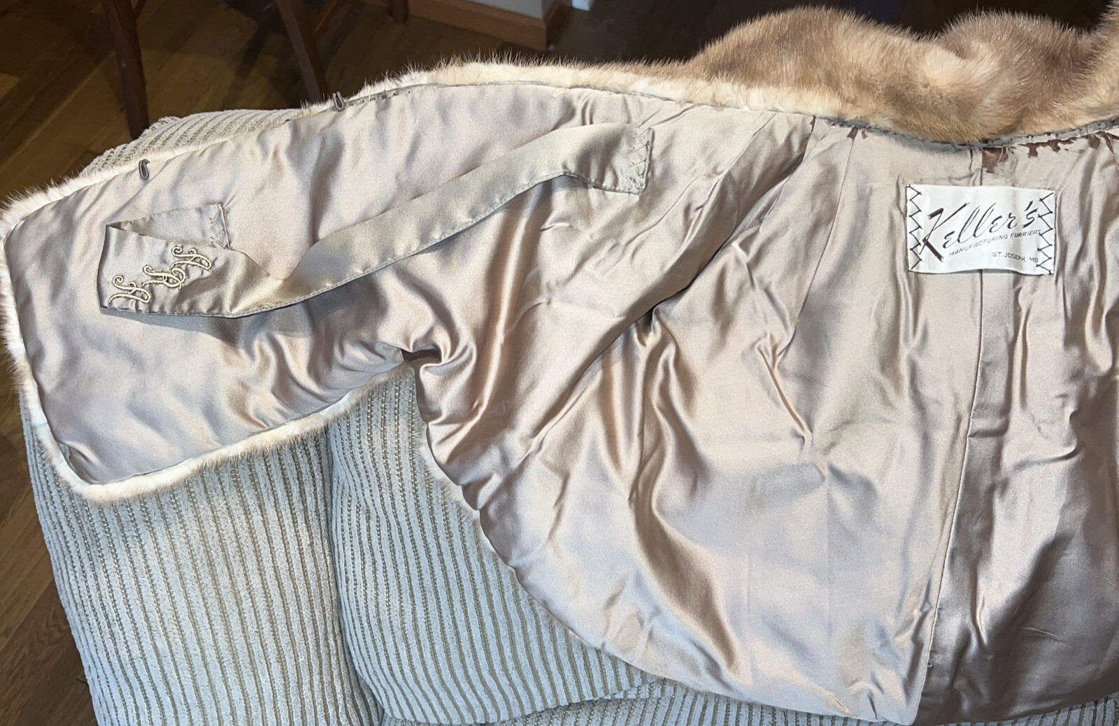 womens kellers furriers mink throw over coat vest