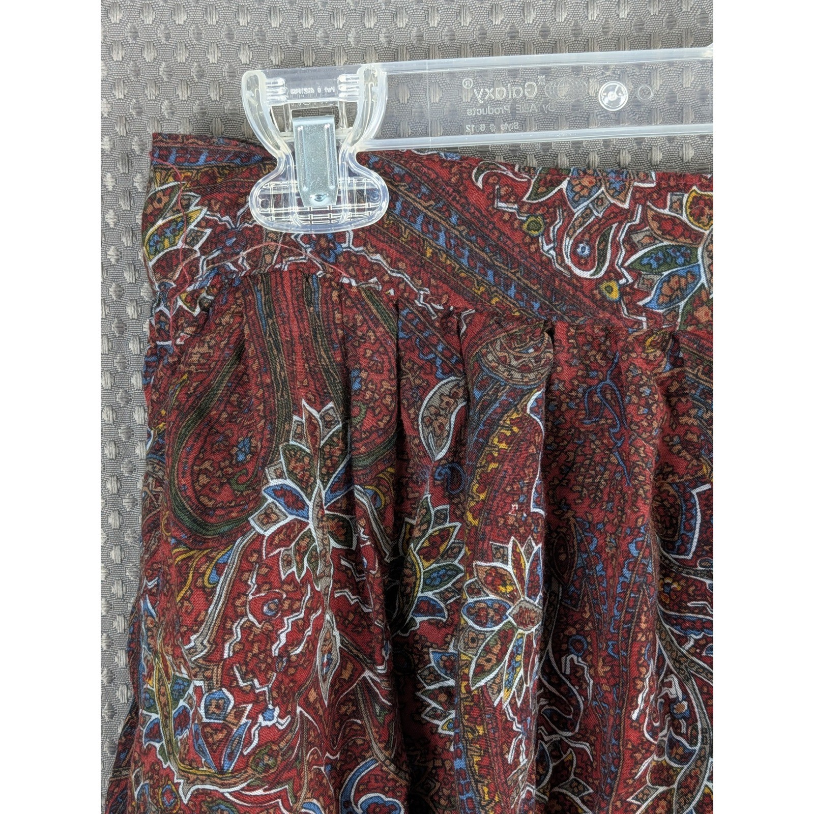 Vintage Kensington Square Paisley Skirt Petite Pleated Boho Midi Red Multicolor