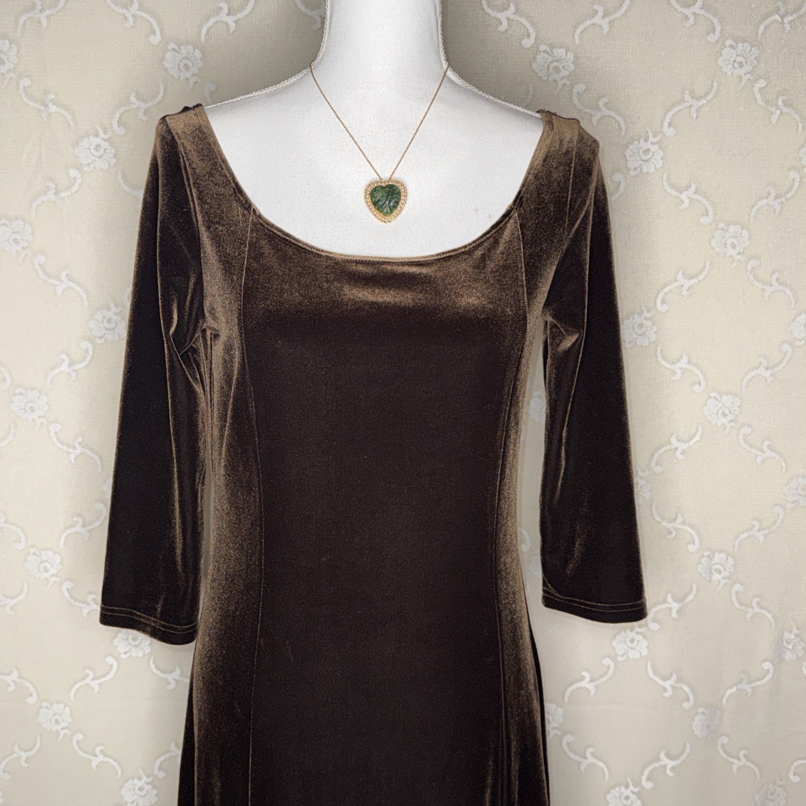 VTG Eddie Bauer Brown Flat Stretch Velvet Long Shift Dress Size Medium 36 Bust
