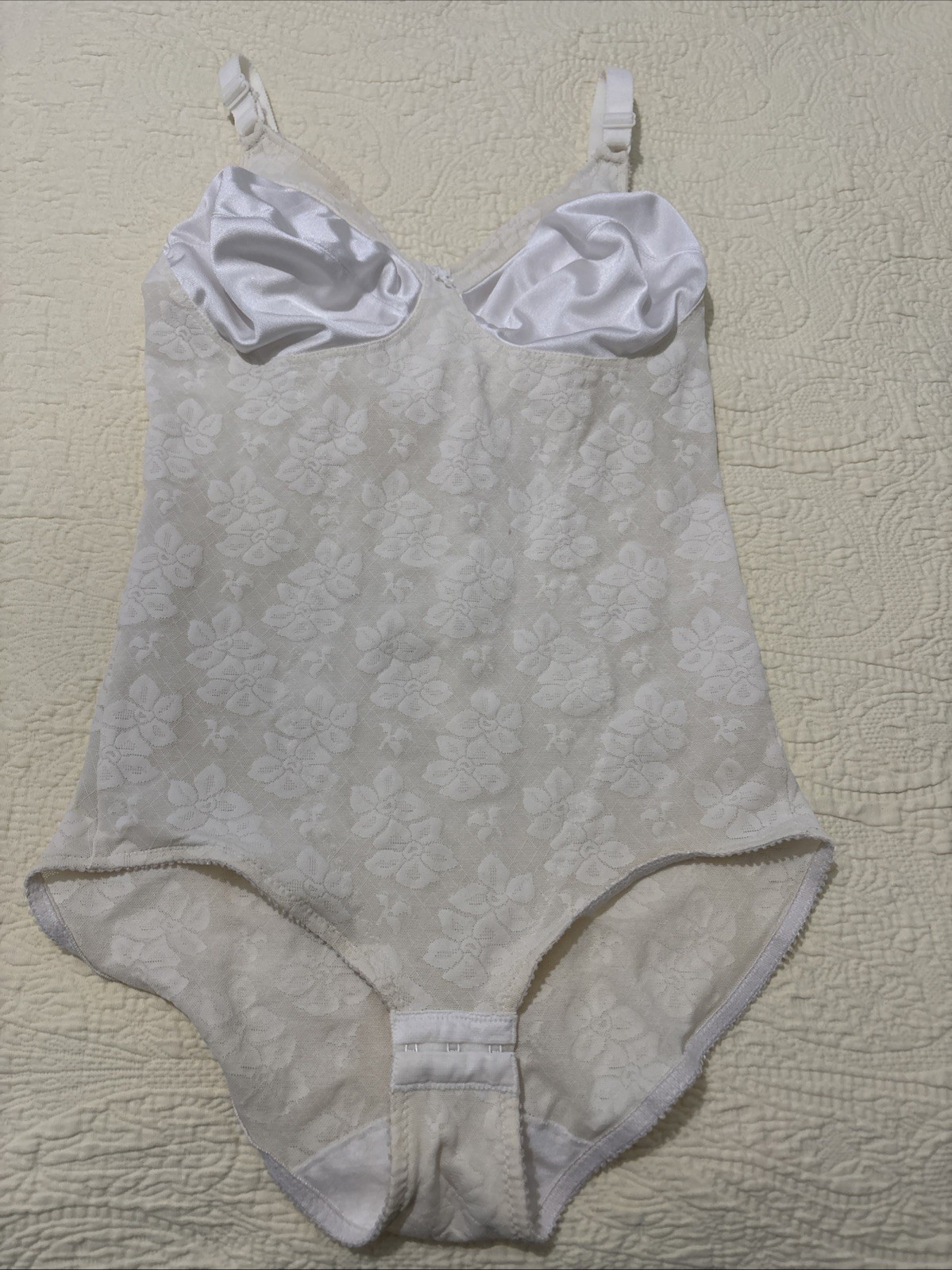 VINTAGE EXQUISITE FUL-LY FORM BODY SHAPER! WHITE/CREAM Adjustable Straps 36C