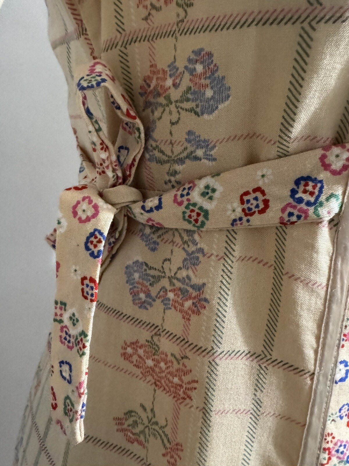 Vintage Ragtime Size 9 Tan Floral Short Sleeve Dress Button Side Tie
