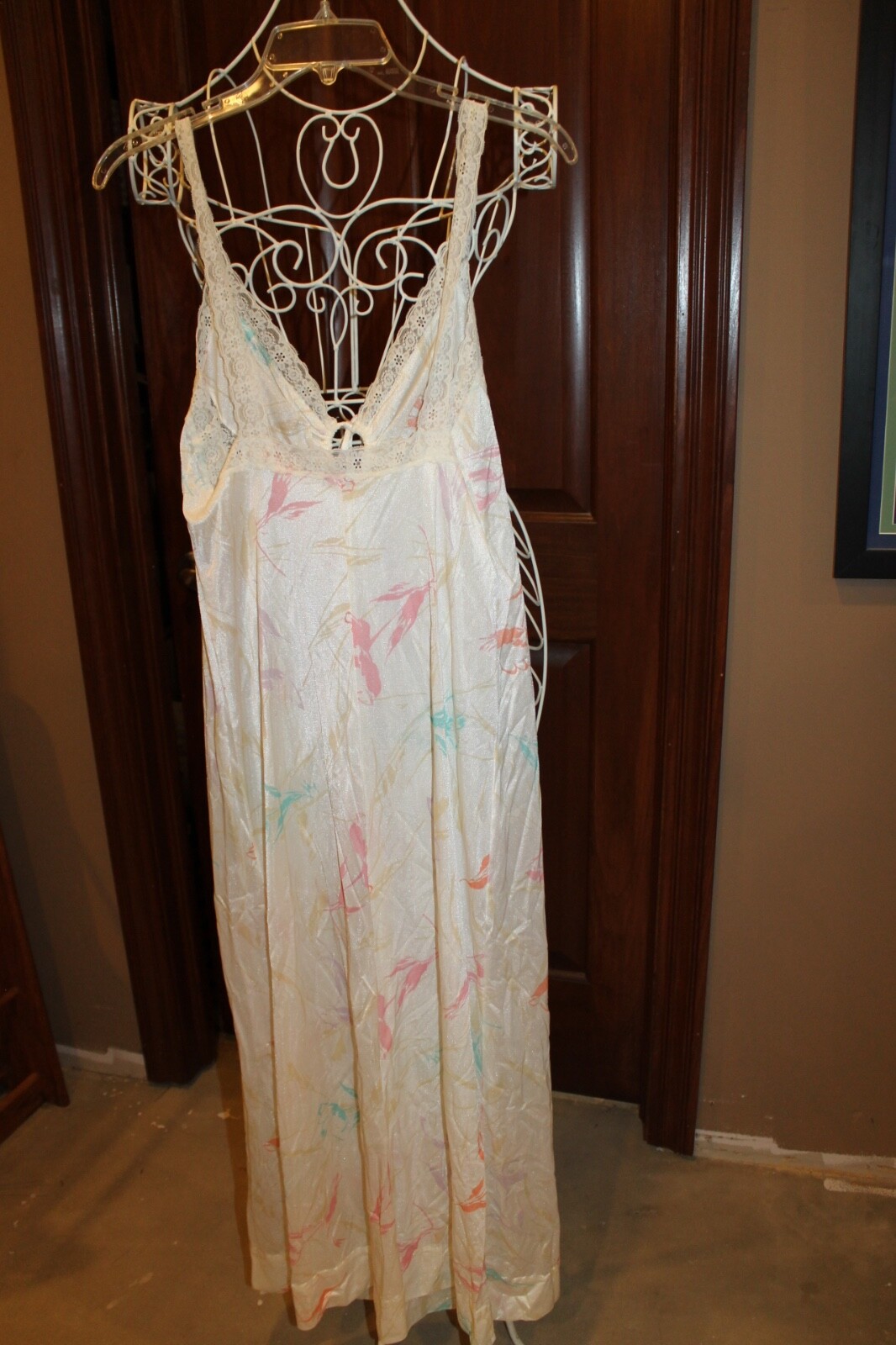 Gilead 4939 Vintage Peignor Nightie and Robe Set white pattern Womens M (bin86)