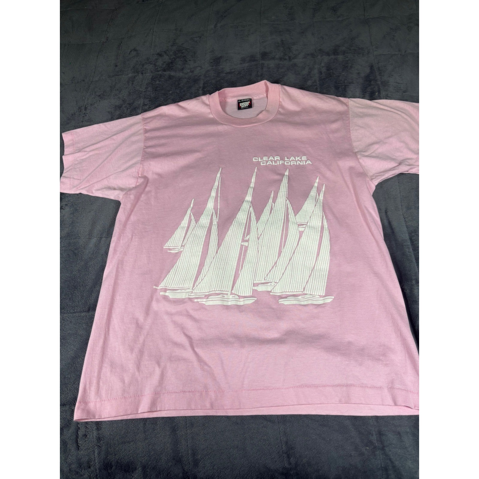 Vintage Screen Stars Best Pink Clear Lake California Sailboat T-Shirt Mens XL